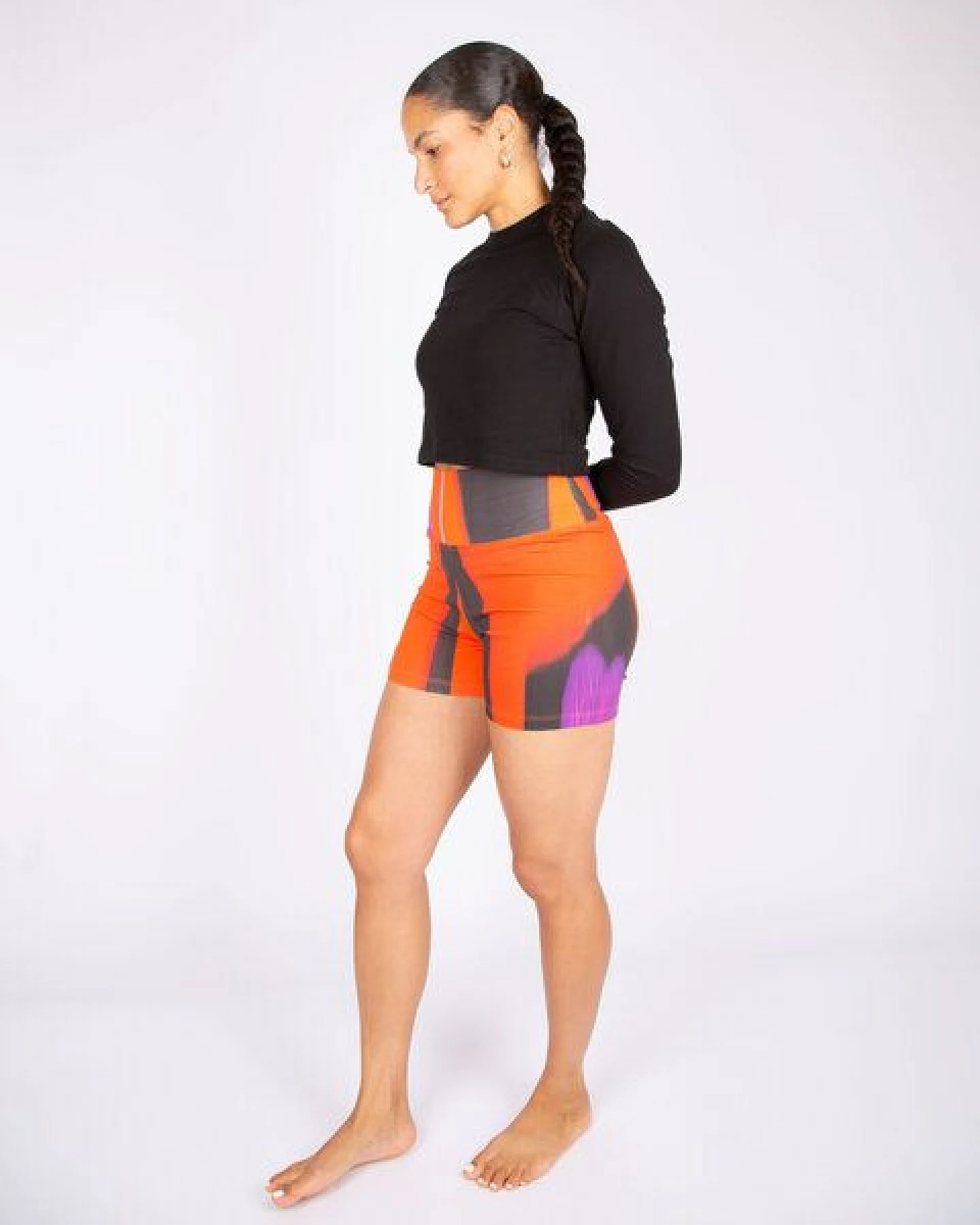 ÆVRIL Damen Kurze Yoga Leggings // Floripa Print // Bio-Baumwolle – Ansicht 3