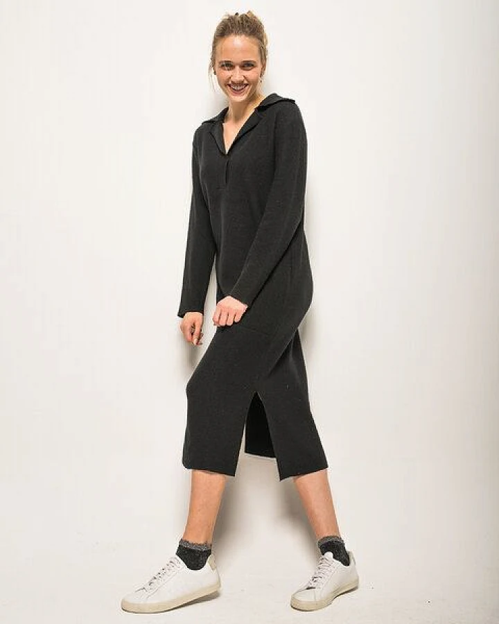 Alma & Lovis Legeres Maxikleid aus Bio-Wolle (kbT)