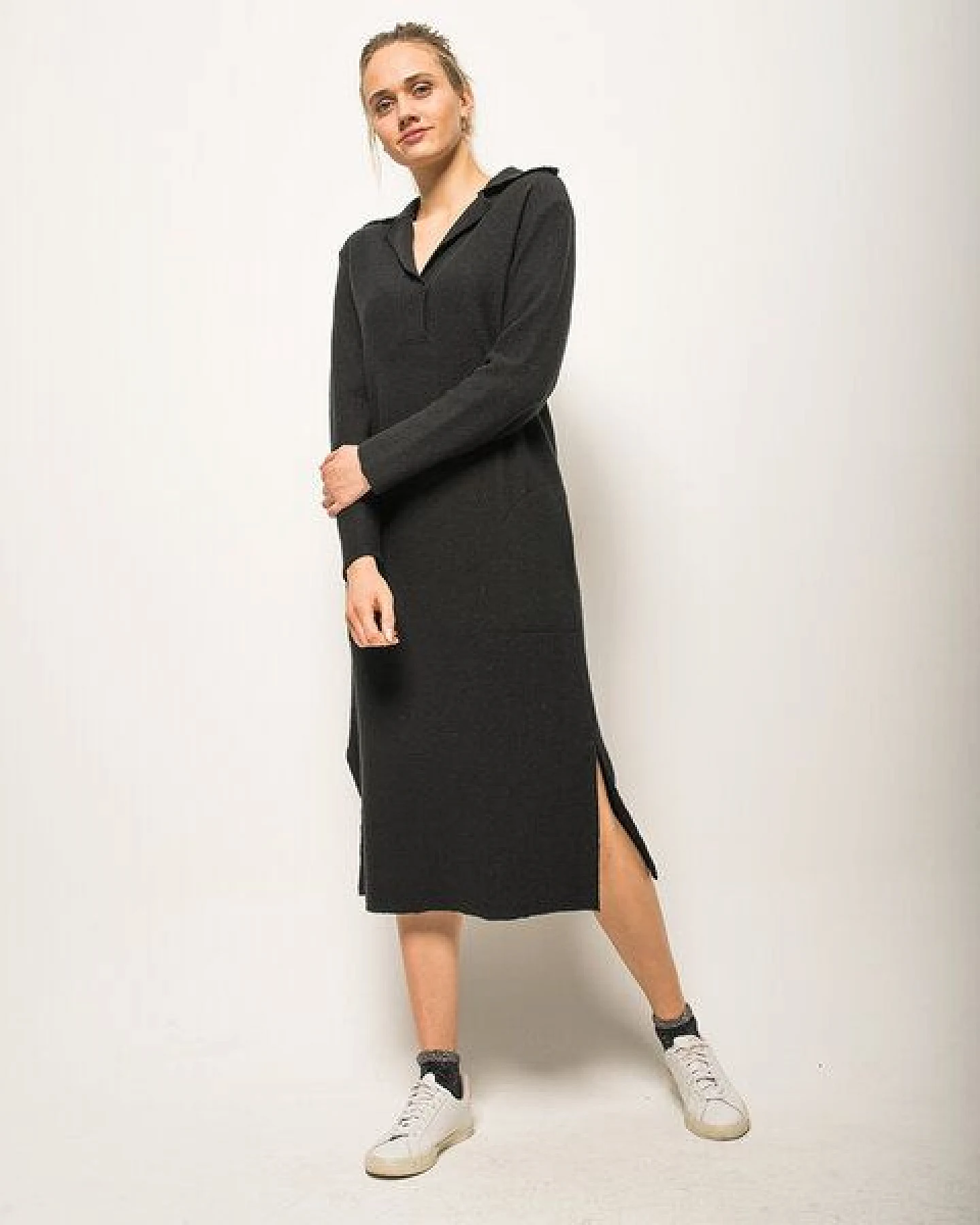 Alma & Lovis Legeres Maxikleid aus Bio-Wolle (kbT) – Ansicht 2