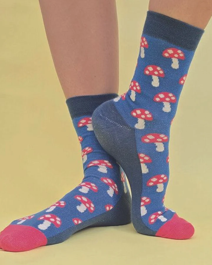 Fräulein Prusselise Pilz Socke, Fliegenpilze, blau-rot, neu, bunt gemustert