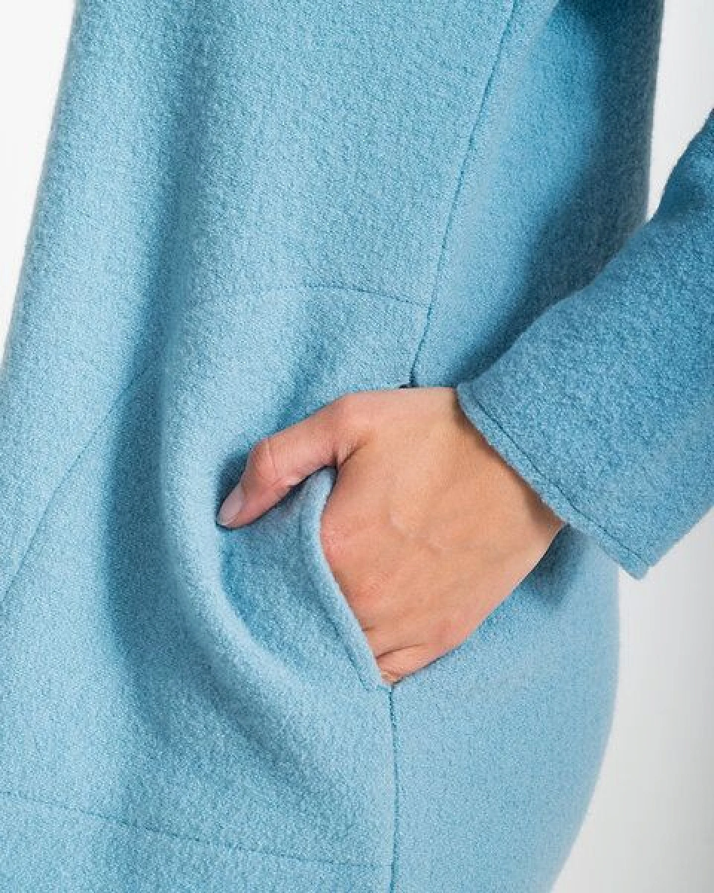 Alma & Lovis Legeres Maxikleid aus Bio-Wolle (kbT) – Ansicht 4