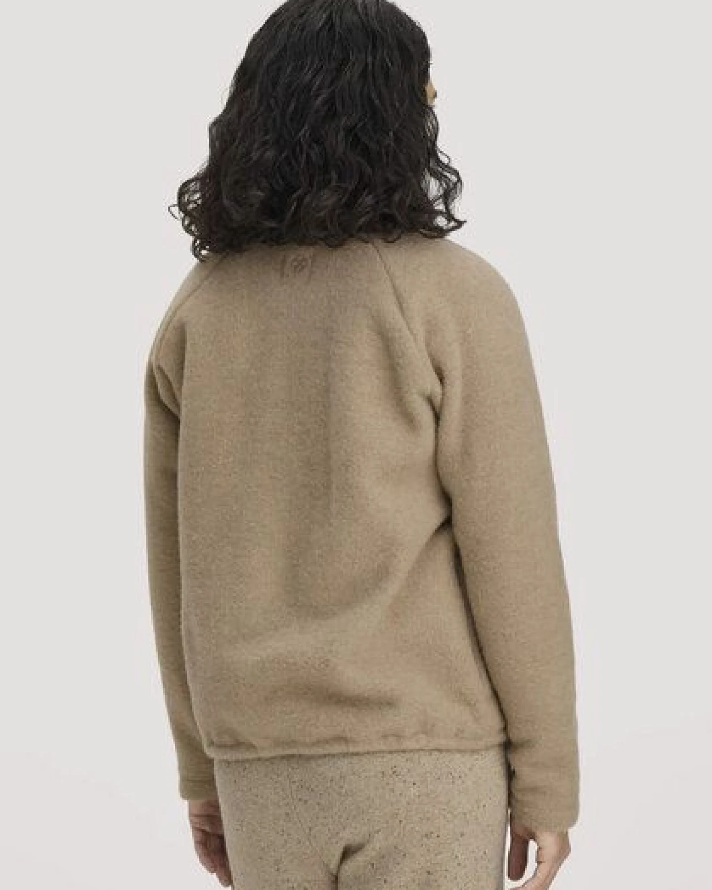 hessnatur Wollfleece Troyer Patch Relaxed aus reiner Bio-Merinowolle – Ansicht 2