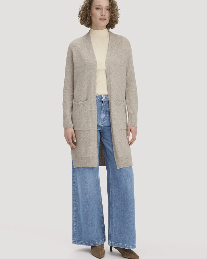 Produktseite: hessnatur Damen Strick Jacke Relaxed aus Bio-Merinowolle mit Bio-Baumwolle - beige - Größe L