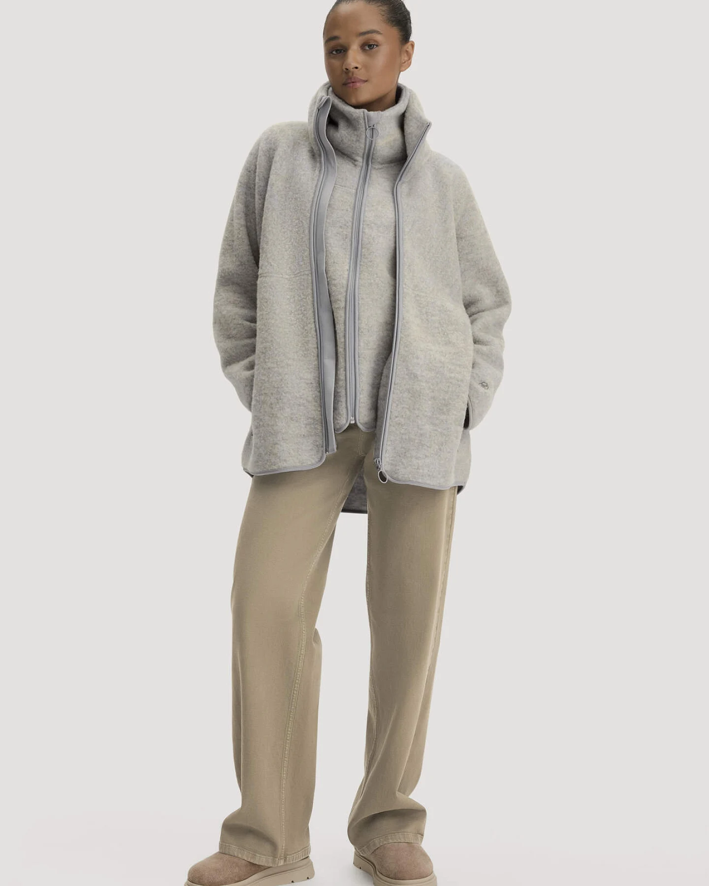 hessnatur Damen Wollfleece Jacke Oversize aus Bio-Merinowolle - grau - Größe XS – Ansicht 2