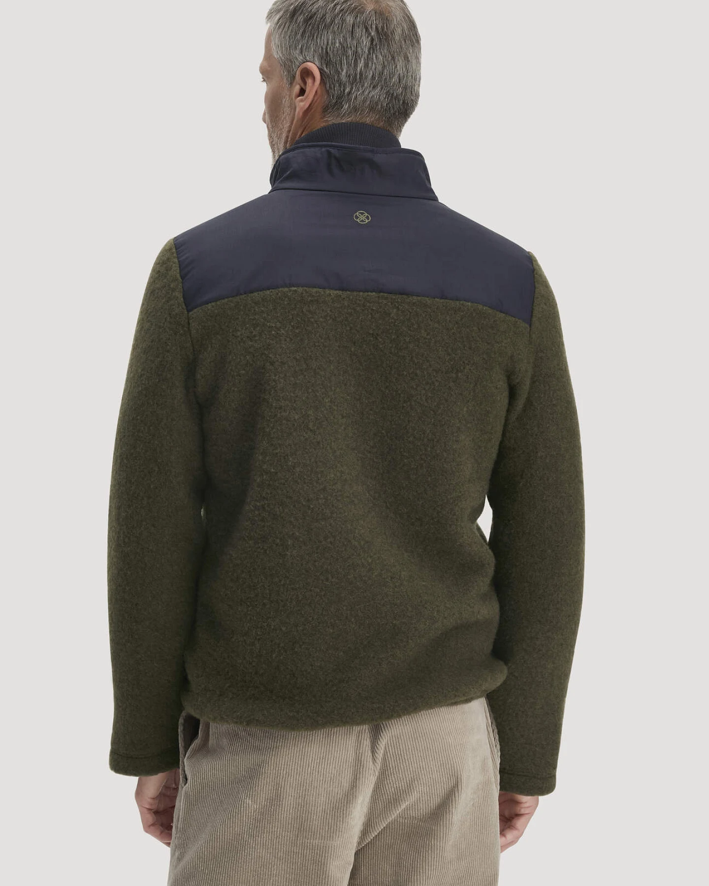 hessnatur Herren Wollfleece Troyer Relaxed aus Bio-Merinowolle - grün - Größe L – Ansicht 3