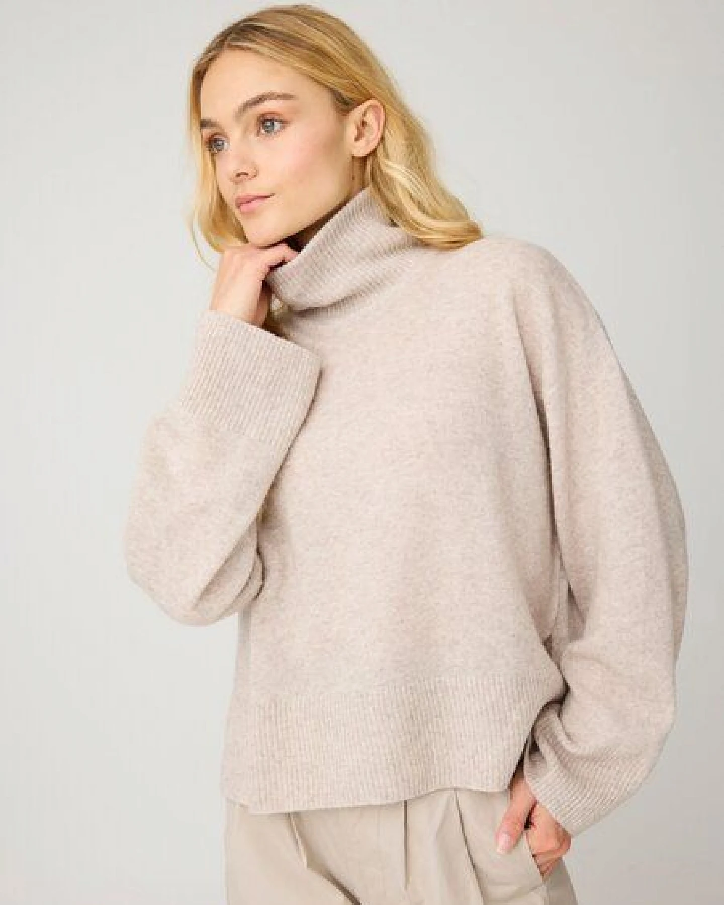KnowledgeCotton Apparel Entspannter Pullover mit Stehkragen aus Bio-Lammwolle – Ansicht 4