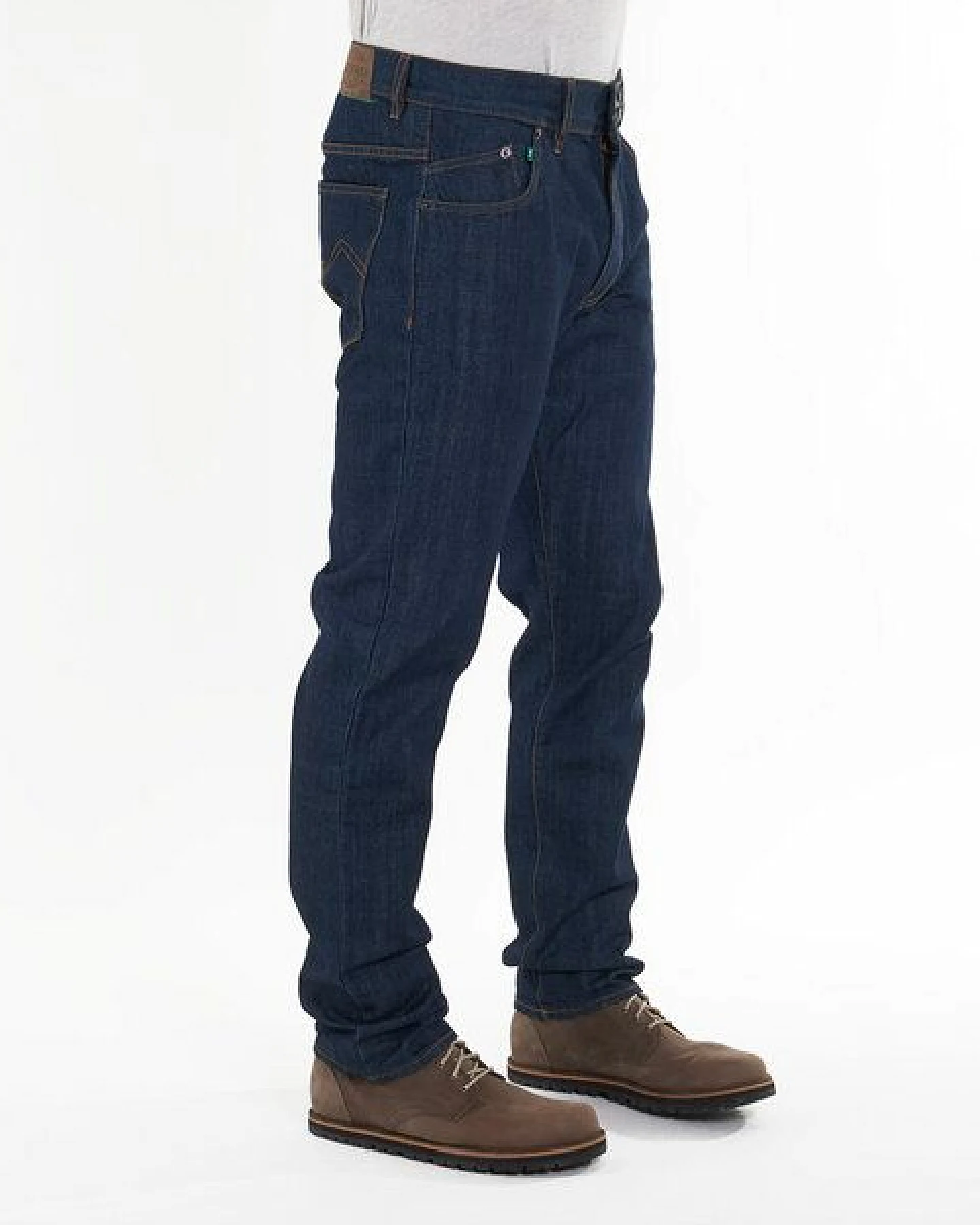 fairjeans dunkelblaue Jeans RELAXED NAVY aus 100% Bio-Baumwolle ohne Elasthan in leichter tapered Form – Ansicht 2