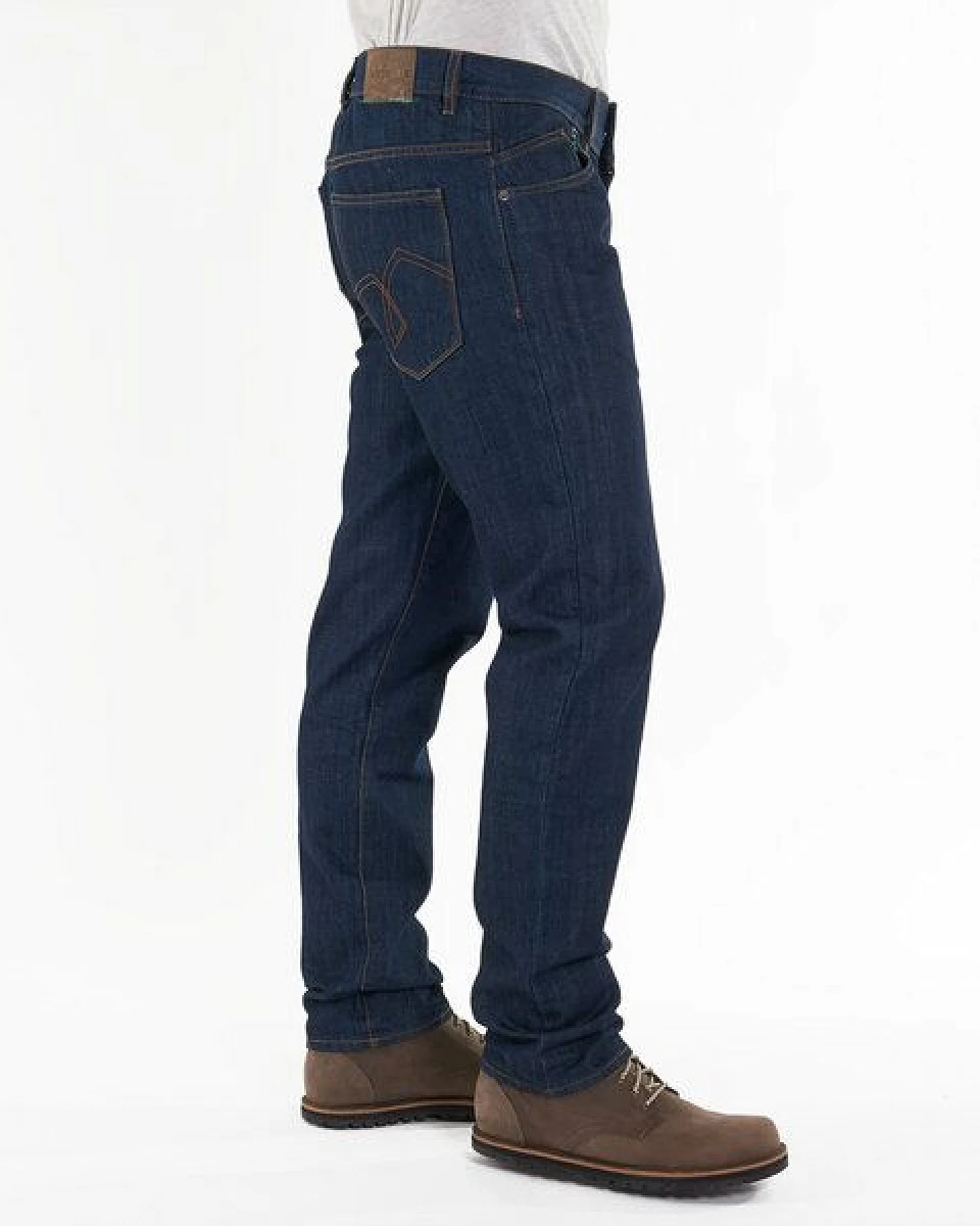 fairjeans dunkelblaue Jeans RELAXED NAVY aus 100% Bio-Baumwolle ohne Elasthan in leichter tapered Form – Ansicht 3