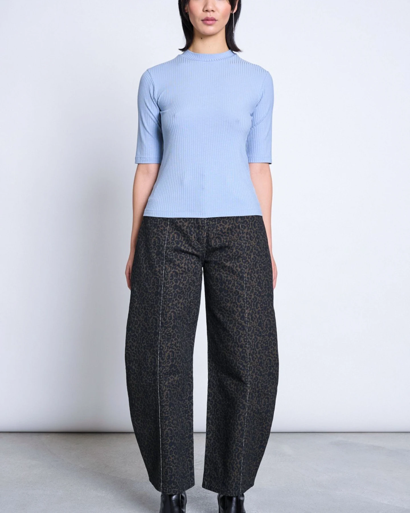 Hose Faya Leo Print Braun – Ansicht 2