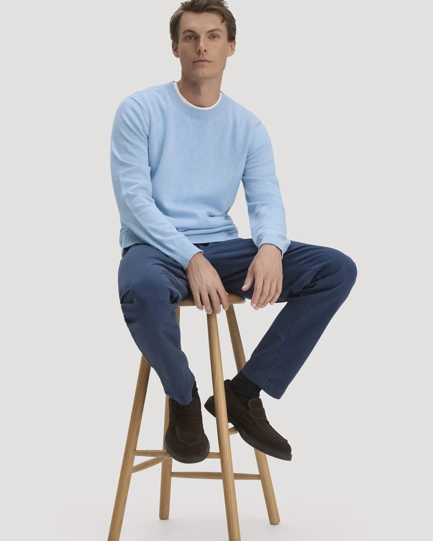 hessnatur Herren Chino LENN Regular aus Bio-Baumwolle - blau - Größe 30/32 – Ansicht 4