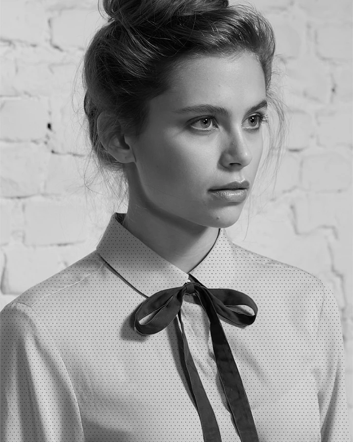 Flanell bow-neck blouse
