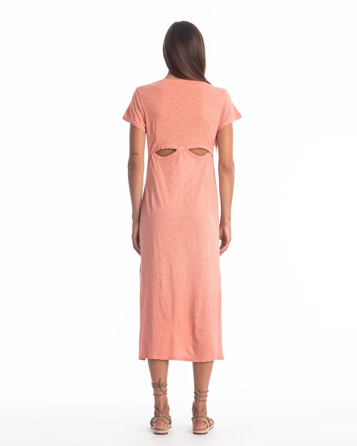 RAVENS VIEW IBIZA Damen vegan Rundhals Uma Kleid In Korallenrot – Ansicht 2