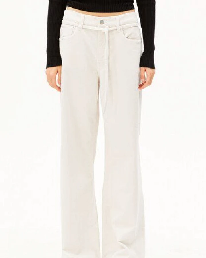 ARMEDANGELS ASTRAEAAS CORDUROY Damen Cordhose aus Bio-Baumwoll Mix