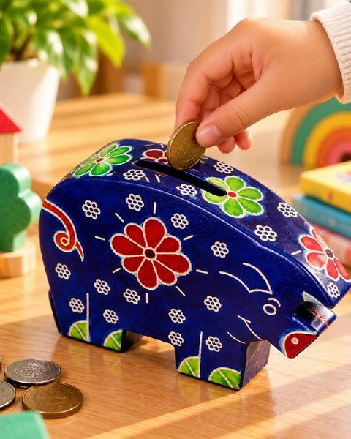Janselo Nashorn Kinder-Spardose aus Shanti-Leder in Blau – Ansicht 4