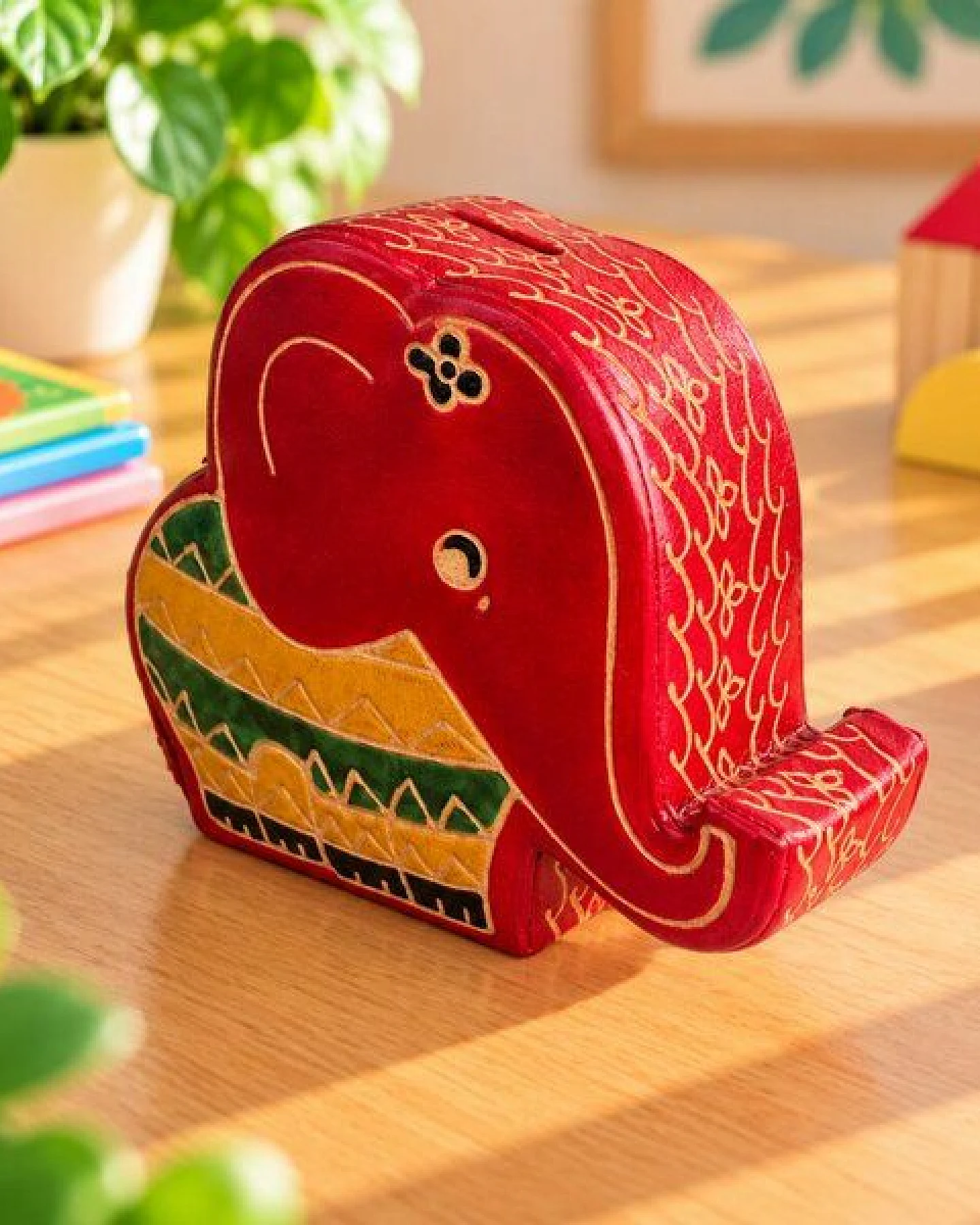 Janselo Stehender Elefant Kinder-Spardose aus Shanti-Leder – Ansicht 3