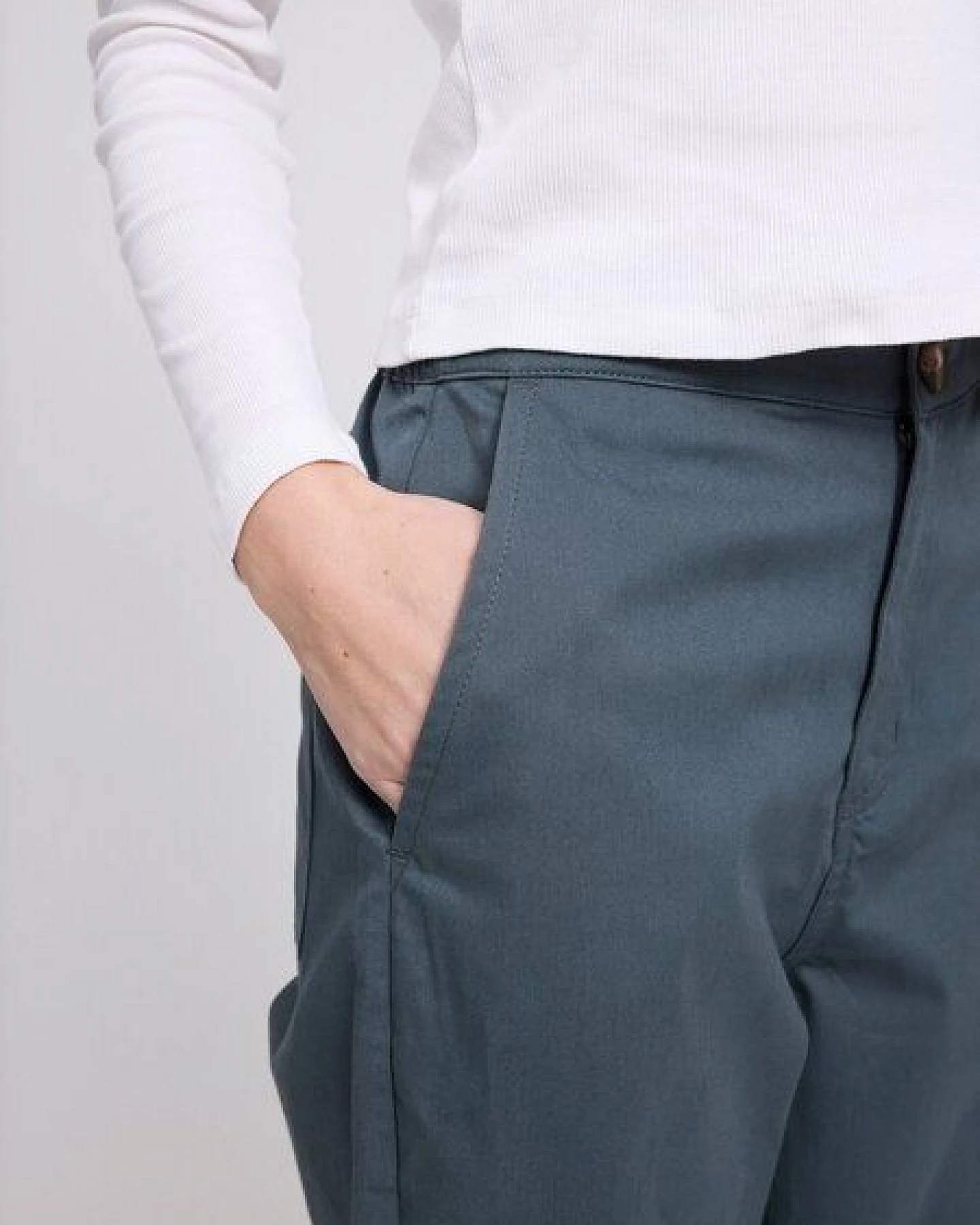 Mazine Damen Chino Hose aus 98% Bio-Baumwolle und 2% Elasthan – Ansicht 4