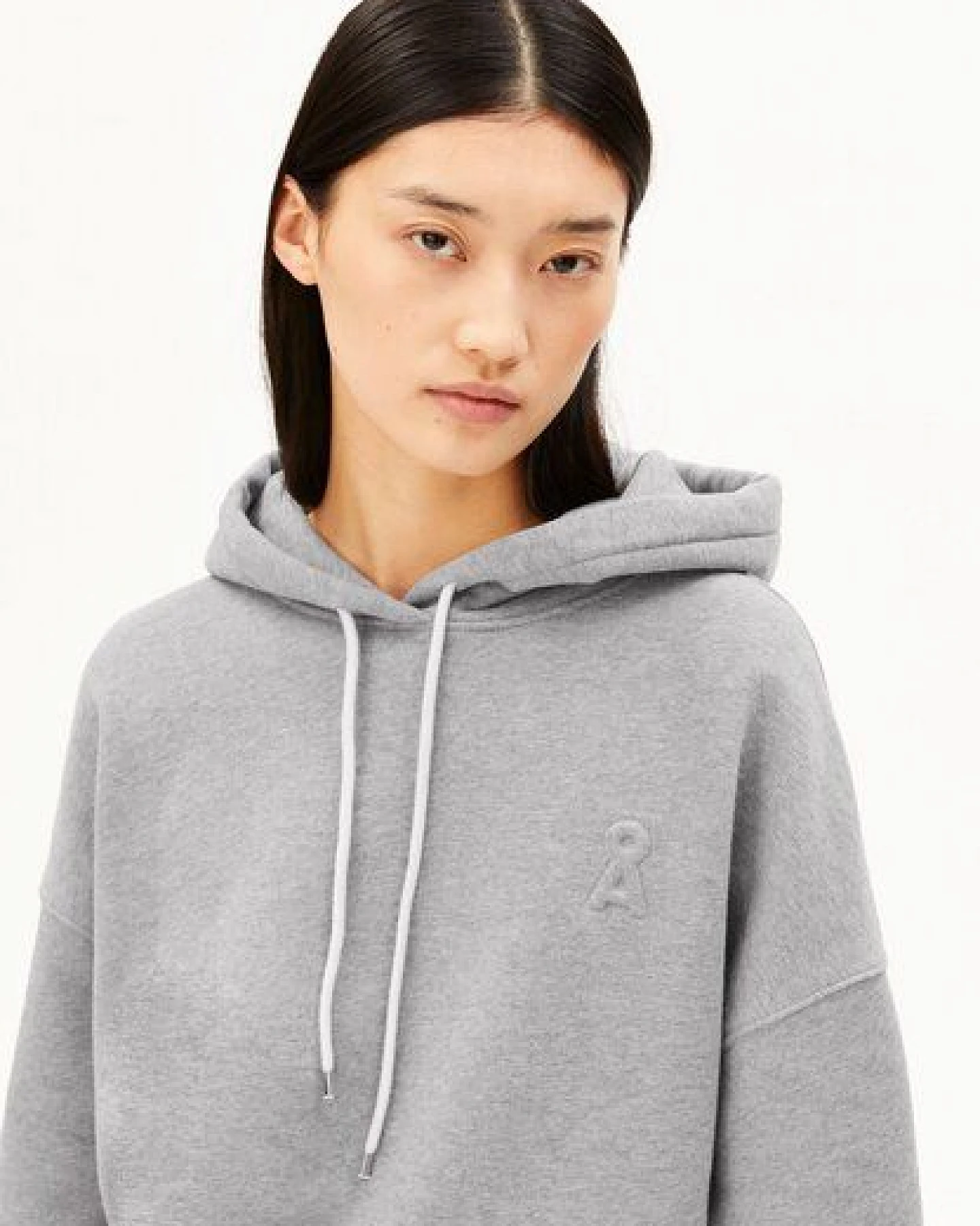 ARMEDANGELS ICONIC Å OPEN EDGE Damen Kapuzenpullover aus 100% Bio-Baumwolle – Ansicht 3