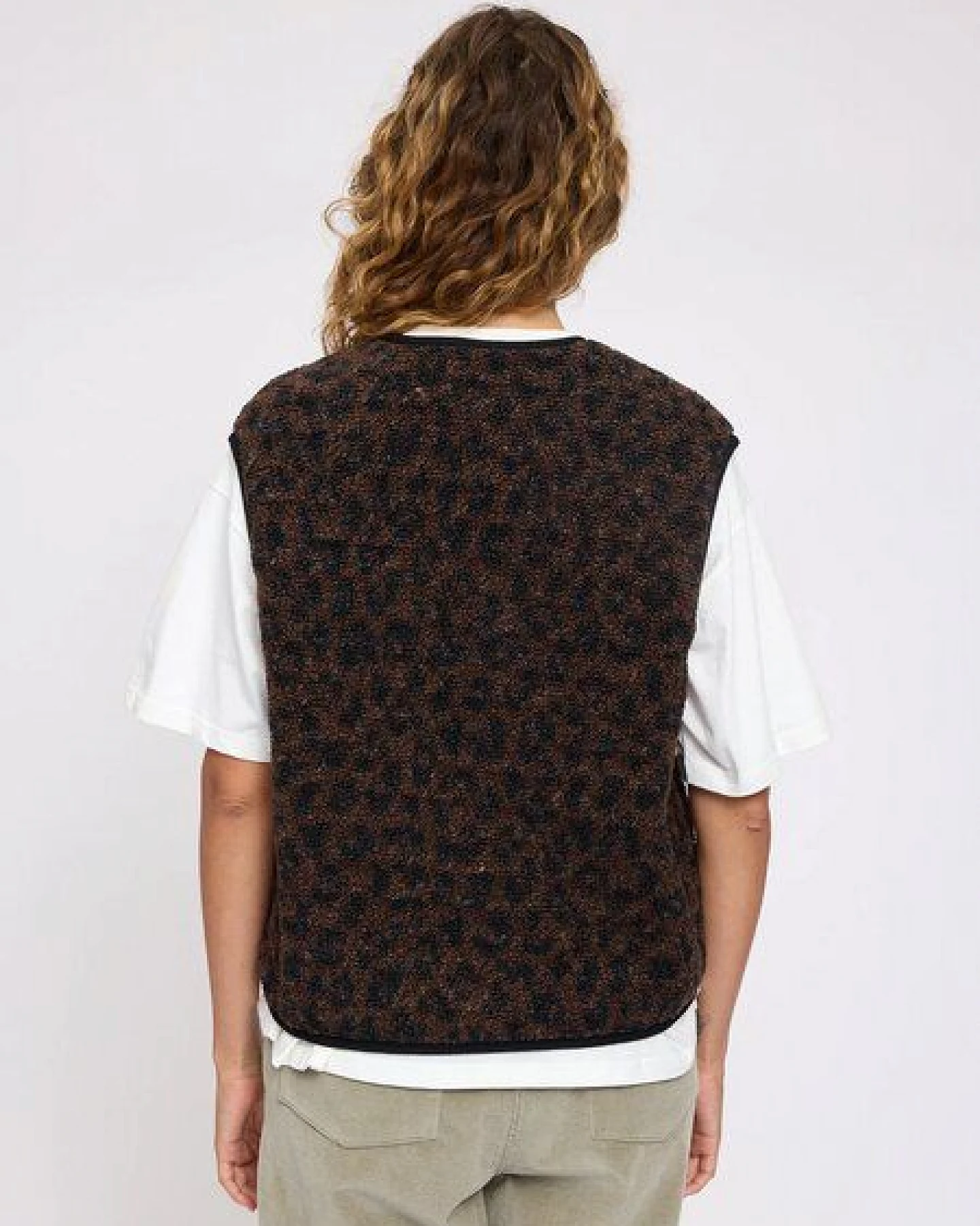 Mazine Printed Teddy Weste mit Leo-Muster – Ansicht 3