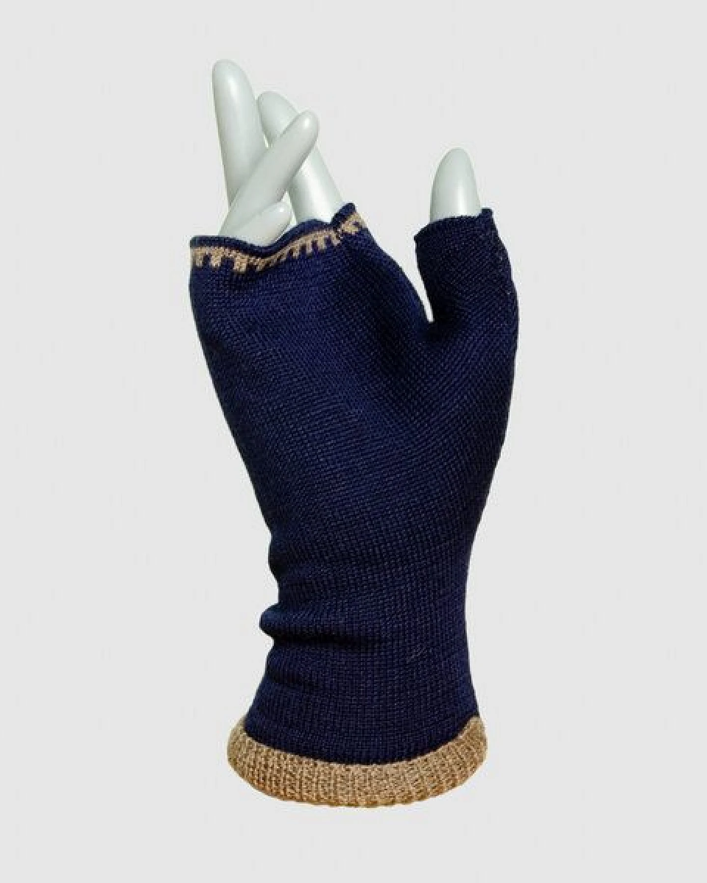 LANARTO slow fashion Pulswärmer zweifarbig gestrickt aus Merinowolle – Ansicht 3