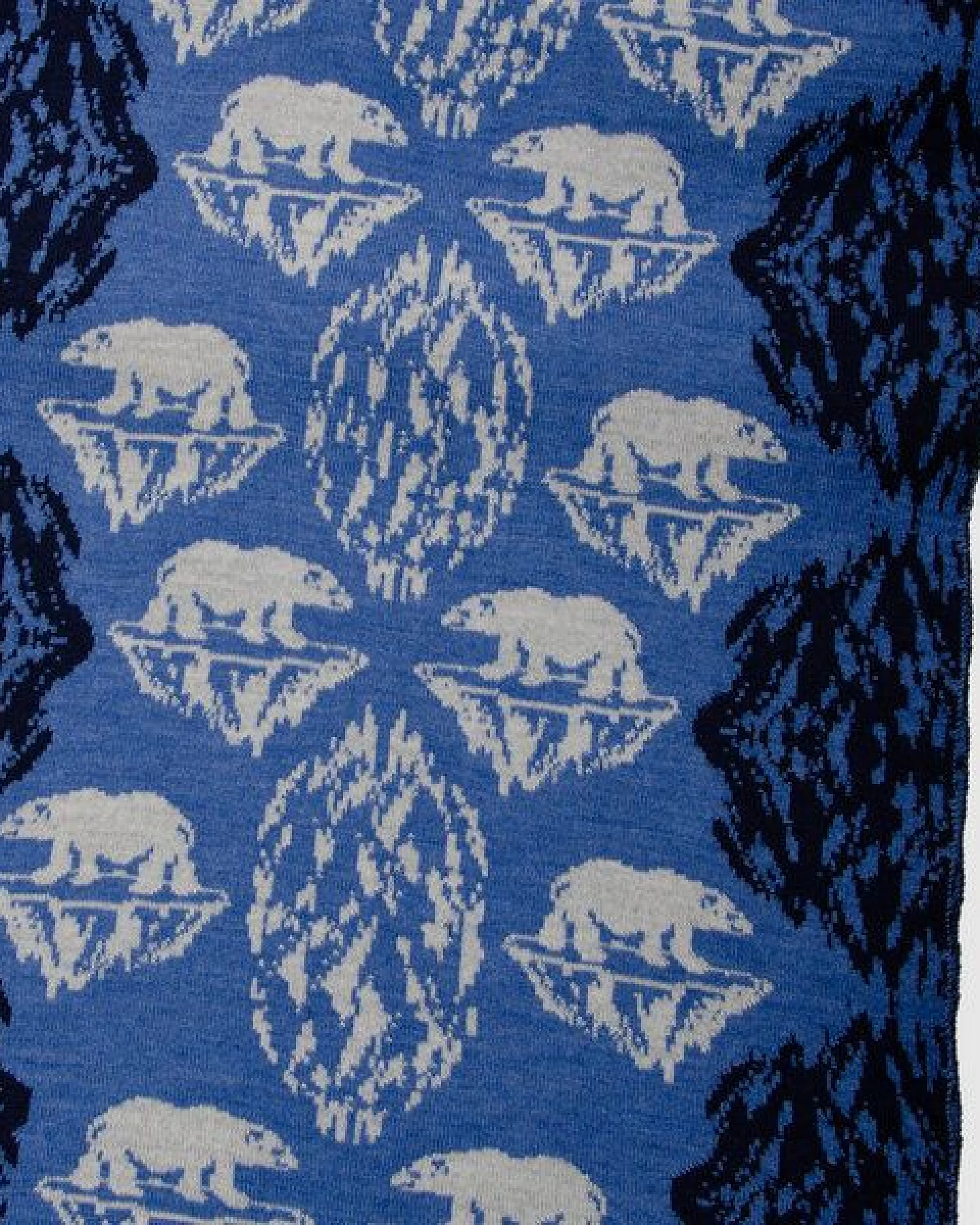 LANARTO slow fashion Schal Muster 'Eisbär' zweifarbig gestrickt aus mulesingfreier Merinowolle" – Ansicht 2