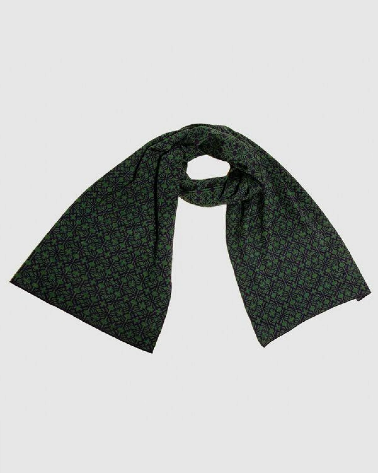 LANARTO slow fashion Schal Muster 'Irland' zweifarbig gestrickt aus mulesingfreier Merinowolle – Ansicht 3