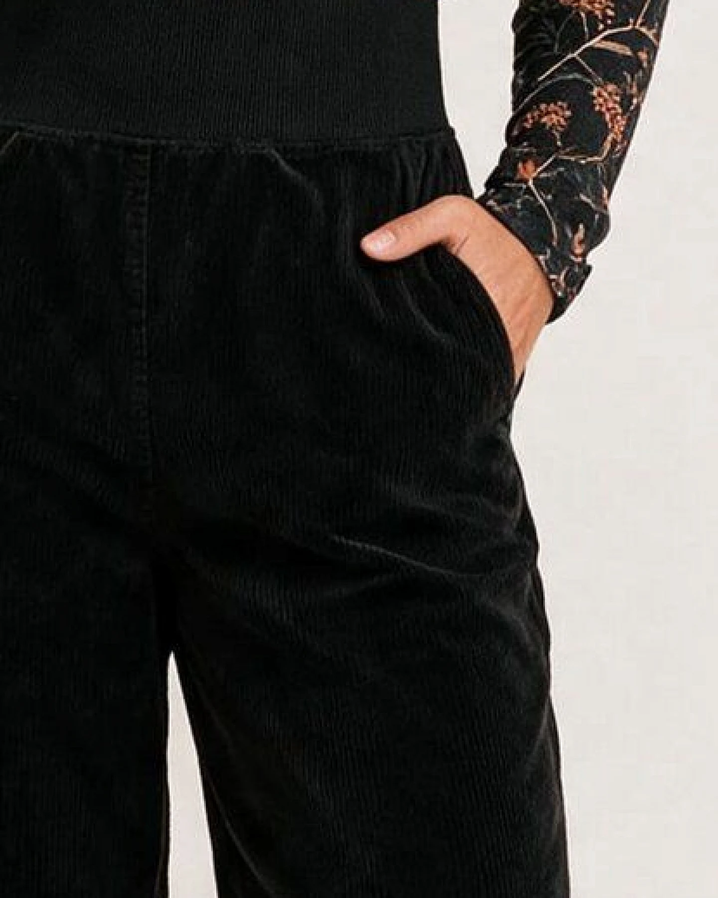LANA Organic Hose, Modell Kira – Ansicht 4