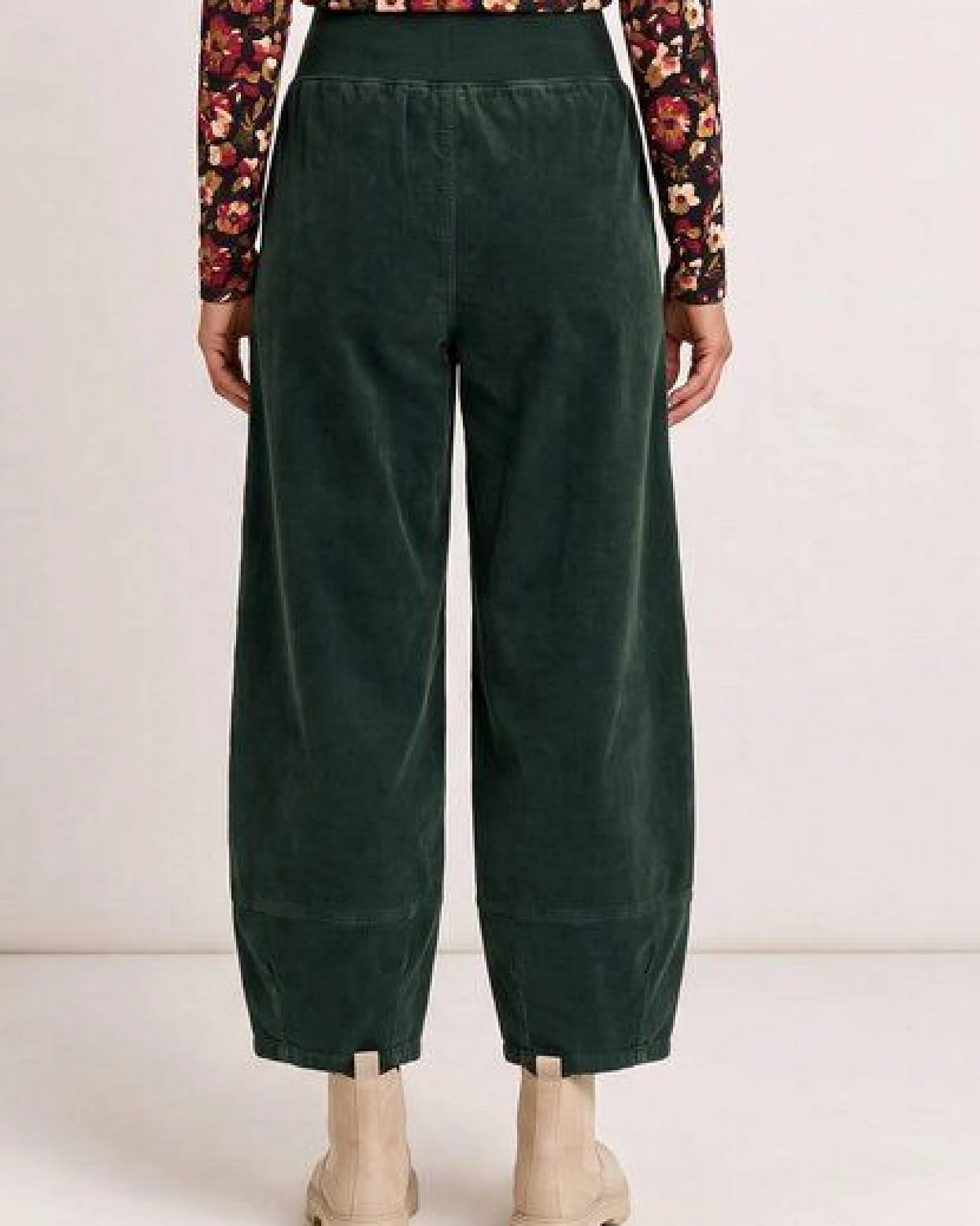 LANA Organic Hose, Modell Kira – Ansicht 4