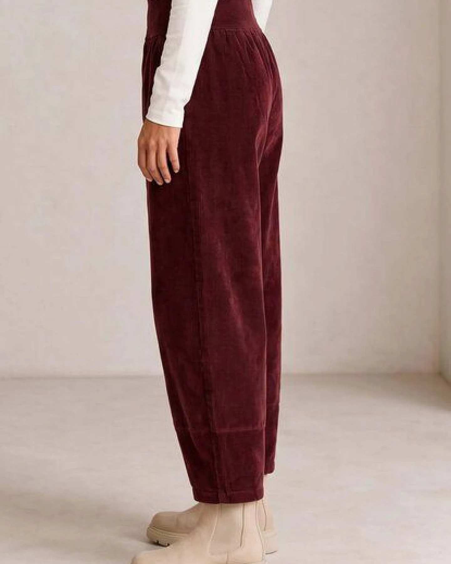 LANA Organic Hose, Modell Kira – Ansicht 3