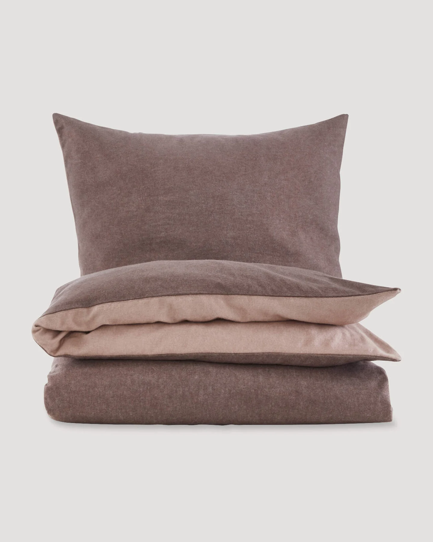 hessnatur Biber Wende-Bettwäsche-Set aus Bio-Baumwolle - braun - Größe 155x220 / 80x80 cm – Ansicht 4
