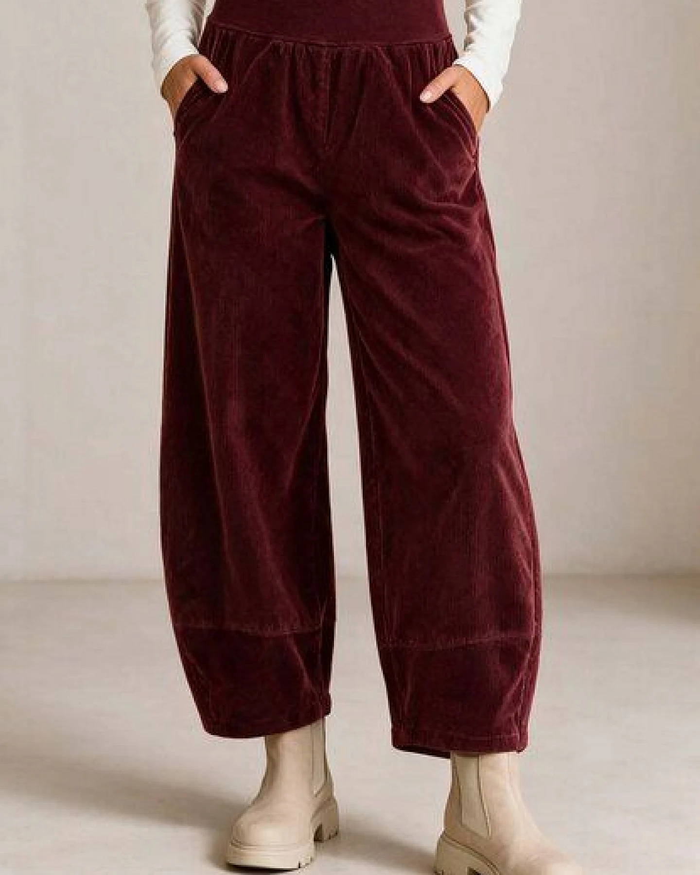 LANA Organic Hose, Modell Kira – Ansicht 2