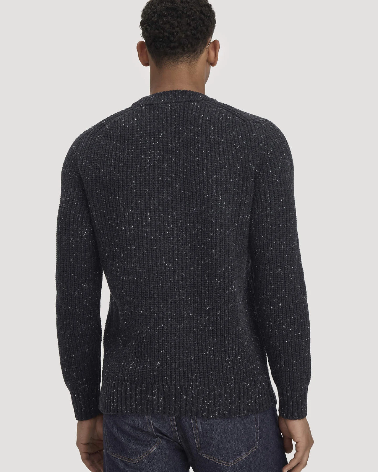 hessnatur Herren Pullover Regular aus Bio-Baumwolle mit recycelter Wolle - grau - Größe XXL – Ansicht 3
