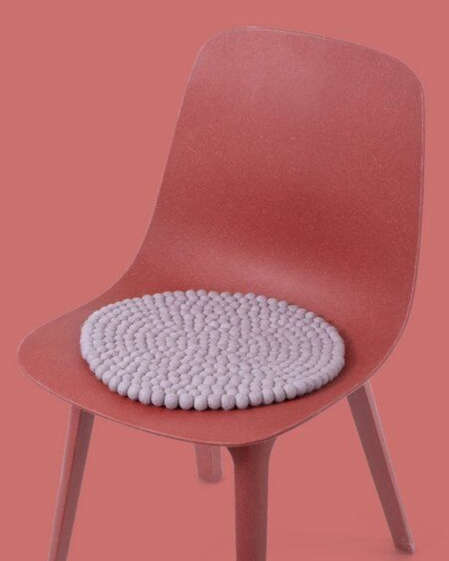 myfelt Filzkugel Sitzauflage (⌀ 36 cm, 36 x 36 cm) – Ansicht 2