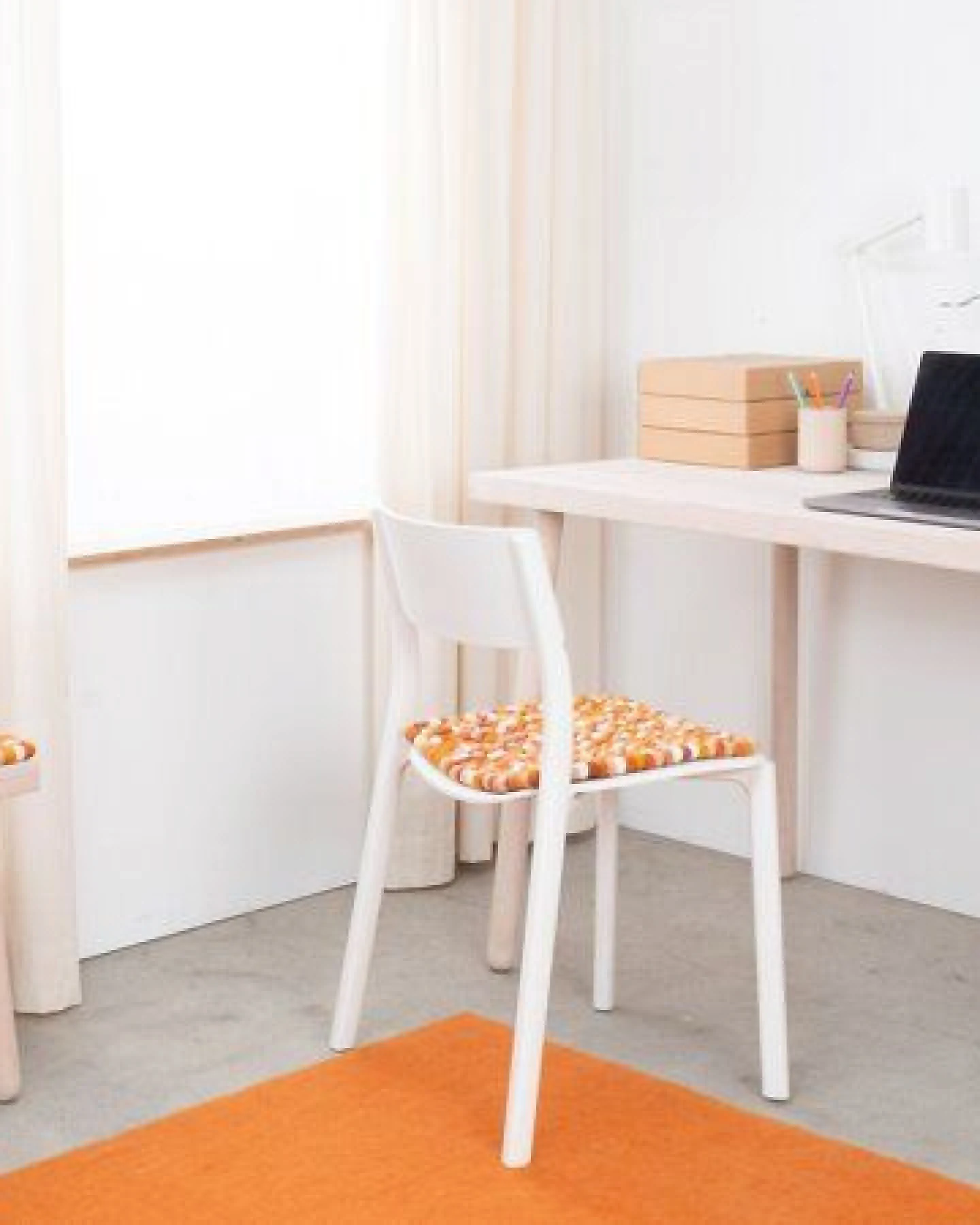 myfelt Filzkugel Sitzauflage (⌀ 36 cm, 36 x 36 cm) – Ansicht 2