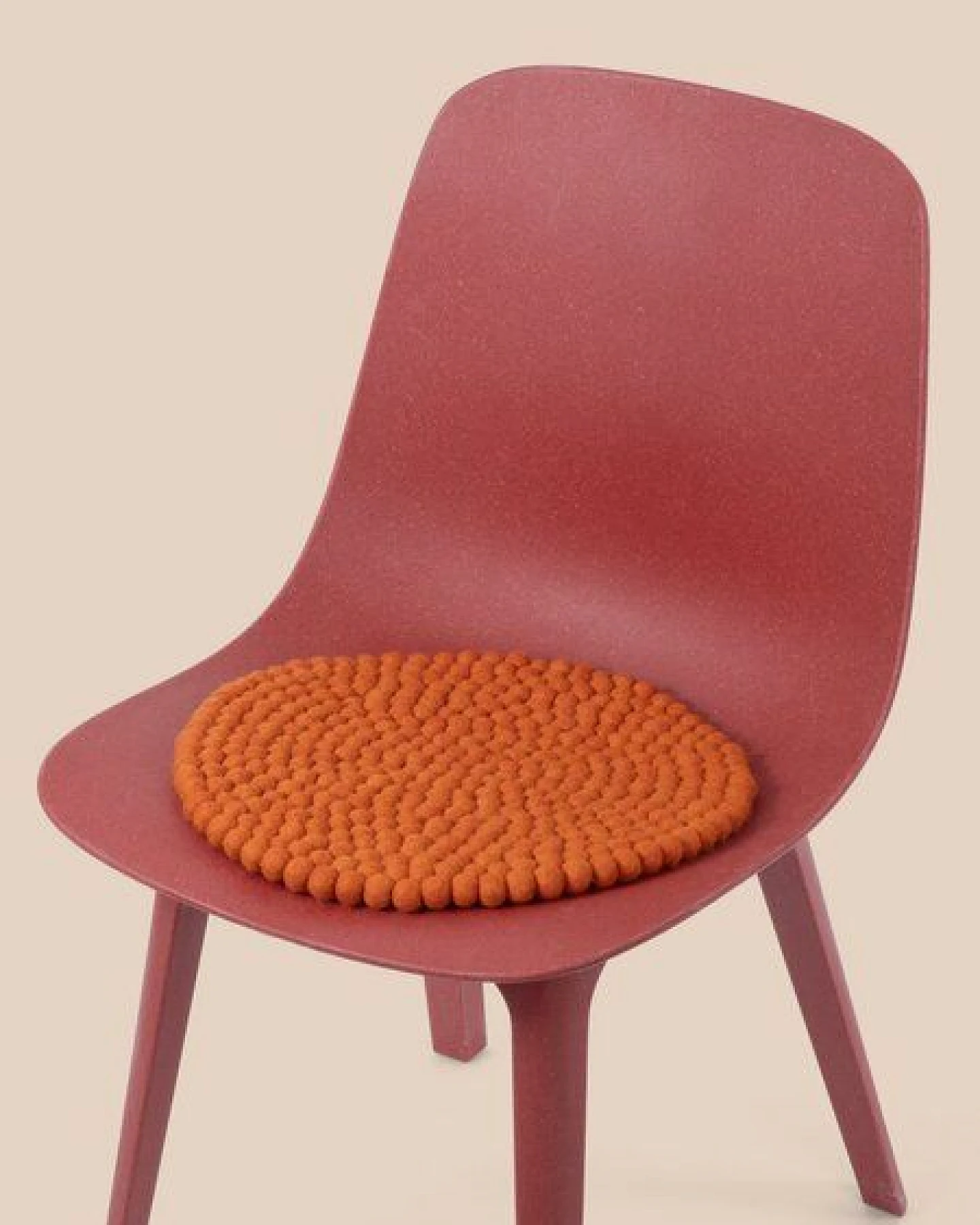 myfelt Filzkugel Sitzauflage (⌀ 36 cm, 36 x 36 cm) – Ansicht 4