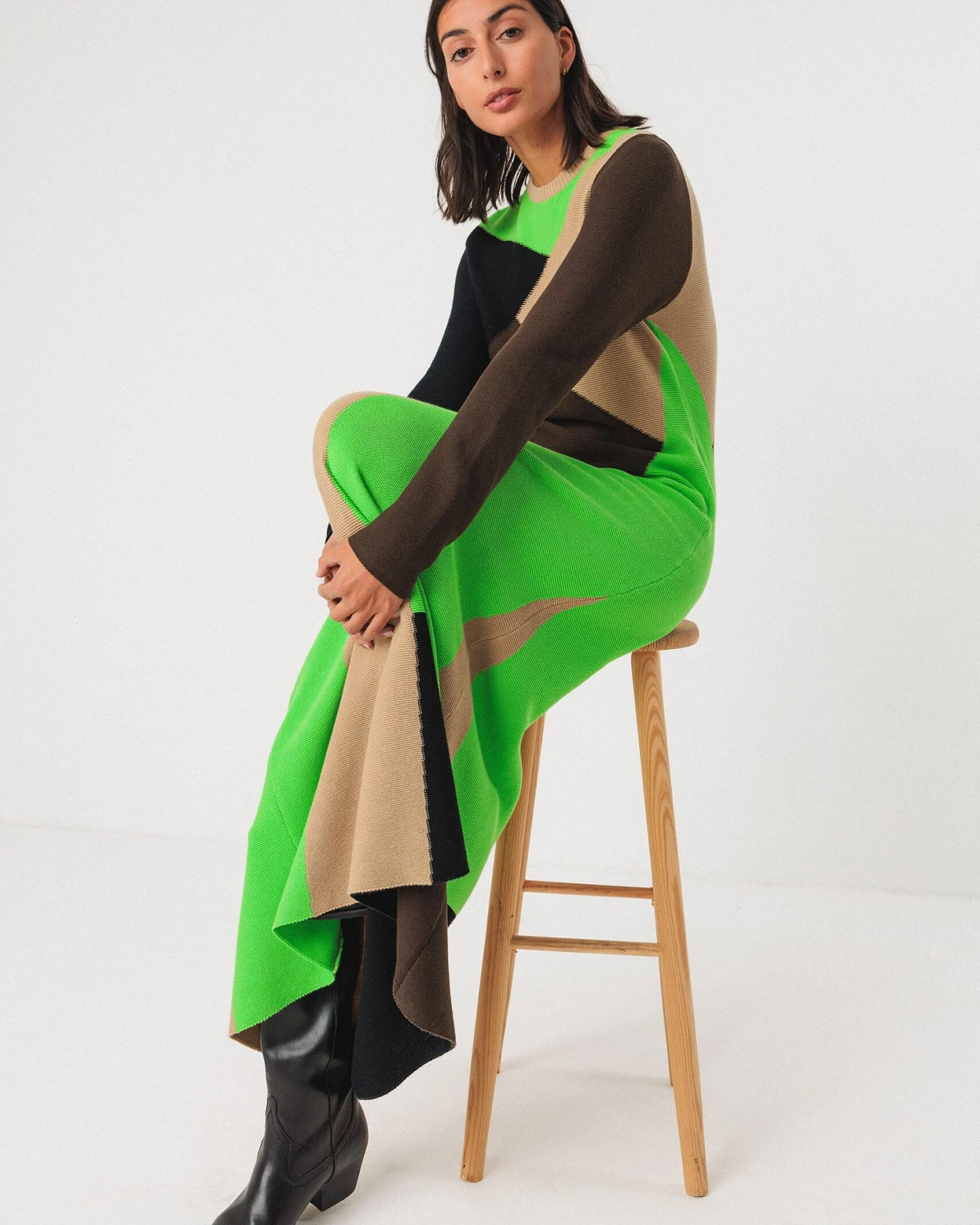 SKFK Damen vegan Strickkleid Bedia Mehrfarbig – Ansicht 2