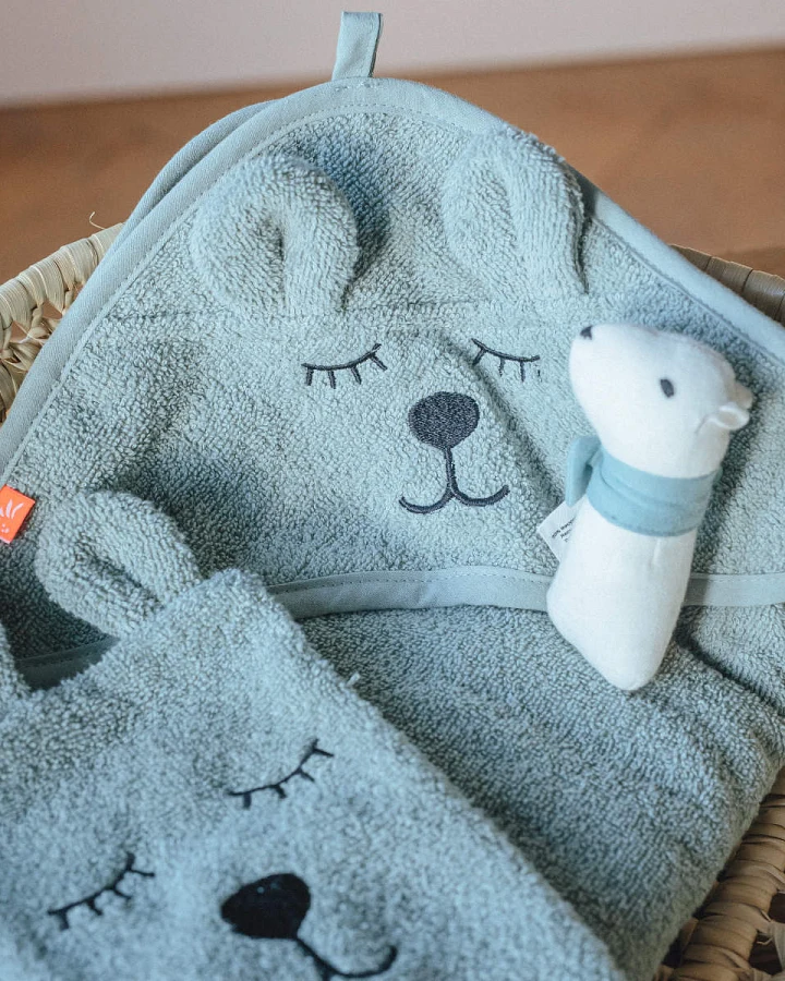kikadu - Kapuzen-Handtuch Eisbär