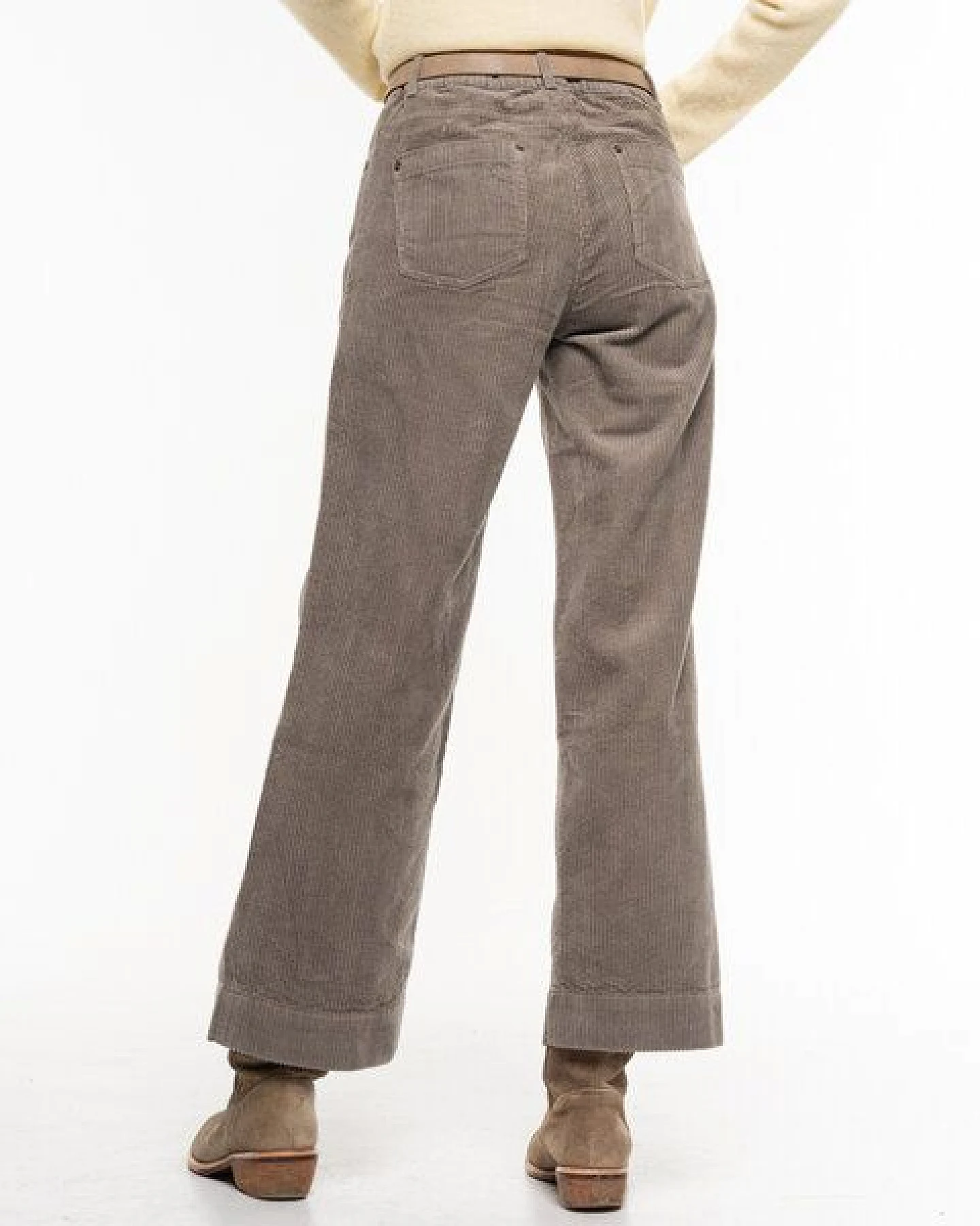 Alma & Lovis Softe Breitcord-Culotte aus Bio-Baumwolle – Ansicht 3