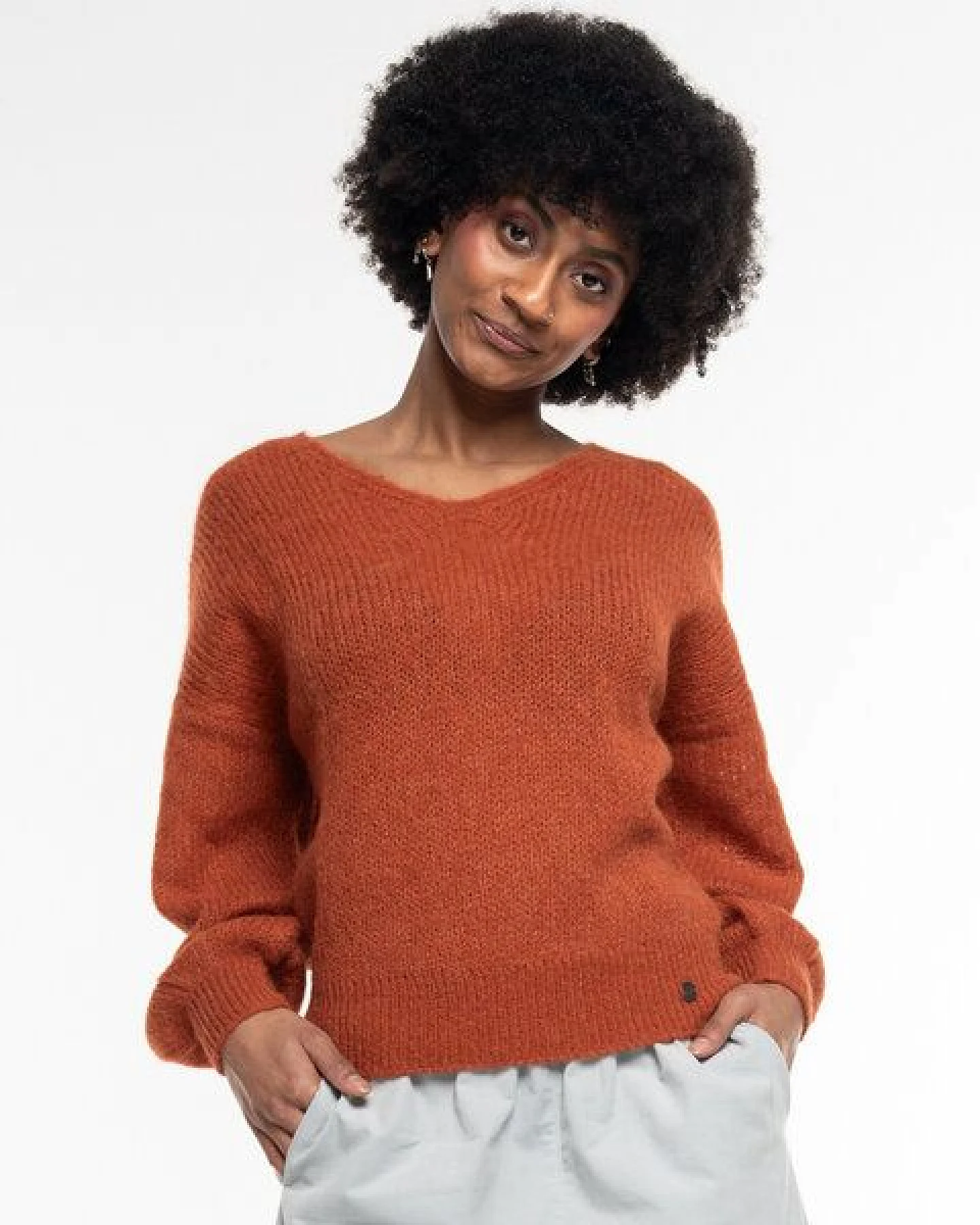 Alma & Lovis Leichter Pullover im Loose-Fit aus zartem Alpakastrick – Ansicht 2