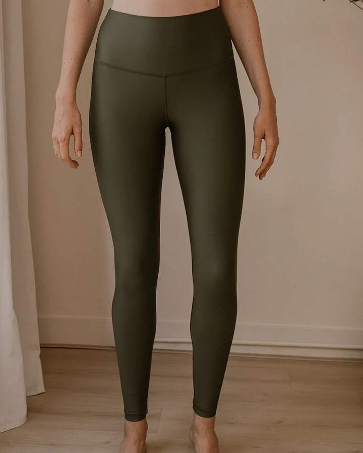 The View Yoga Damen vegan Leggings Vida Waldgrün