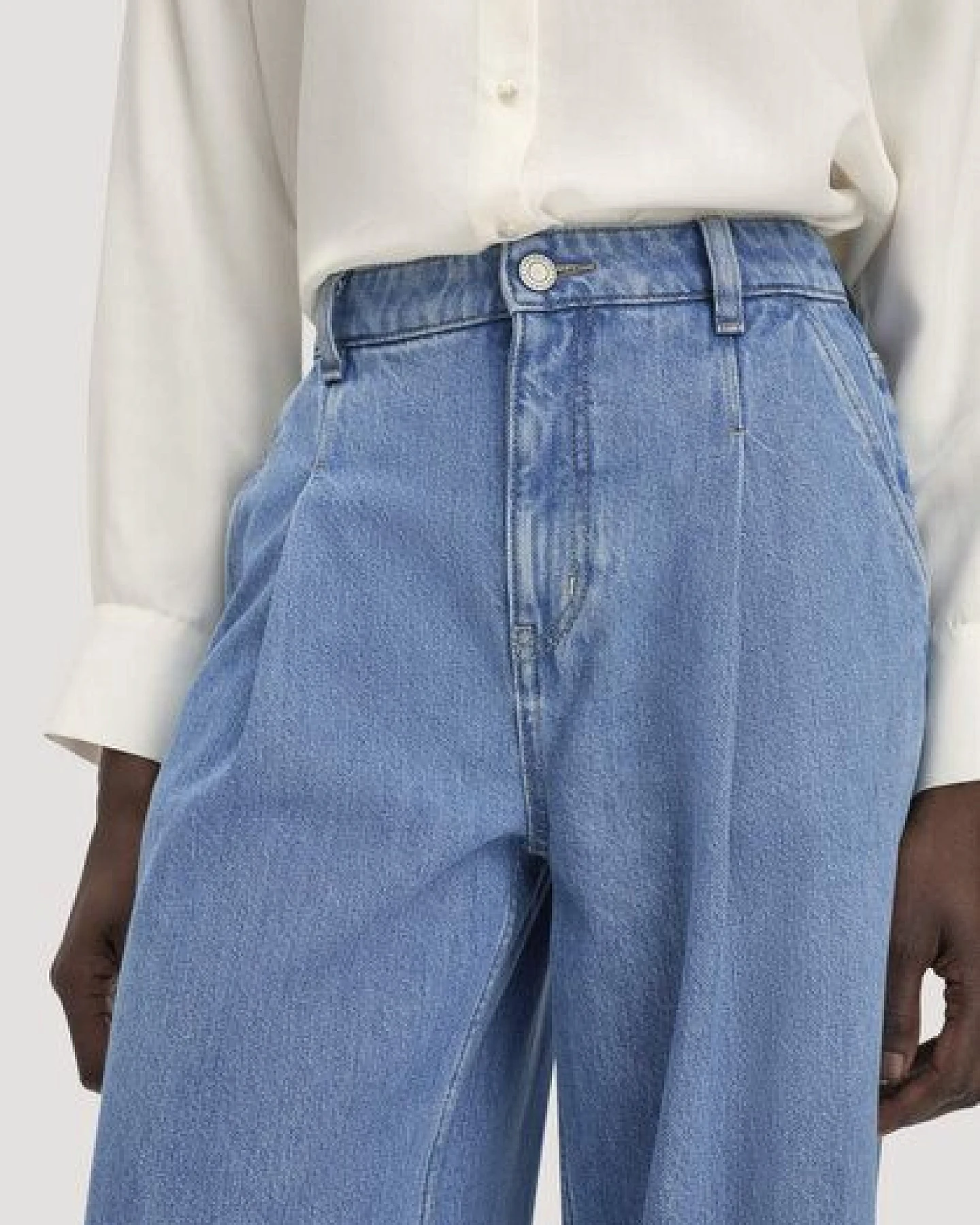 hessnatur Jeans Wide Leg mit Bundfalten aus Bio-Baumwolle mit TENCEL Lyocell – Ansicht 2