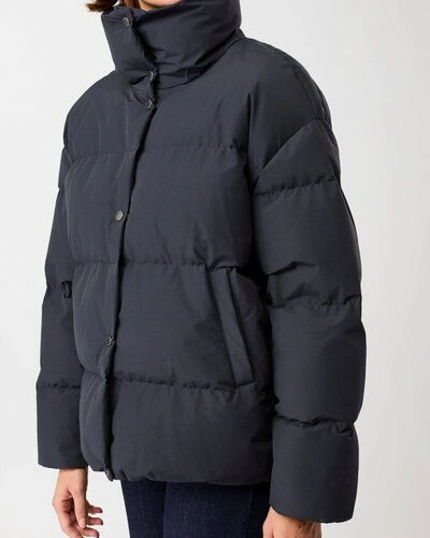LangerChen Gesteppte Jacke aus Eco Daune mit Stehkragen – Ansicht 4