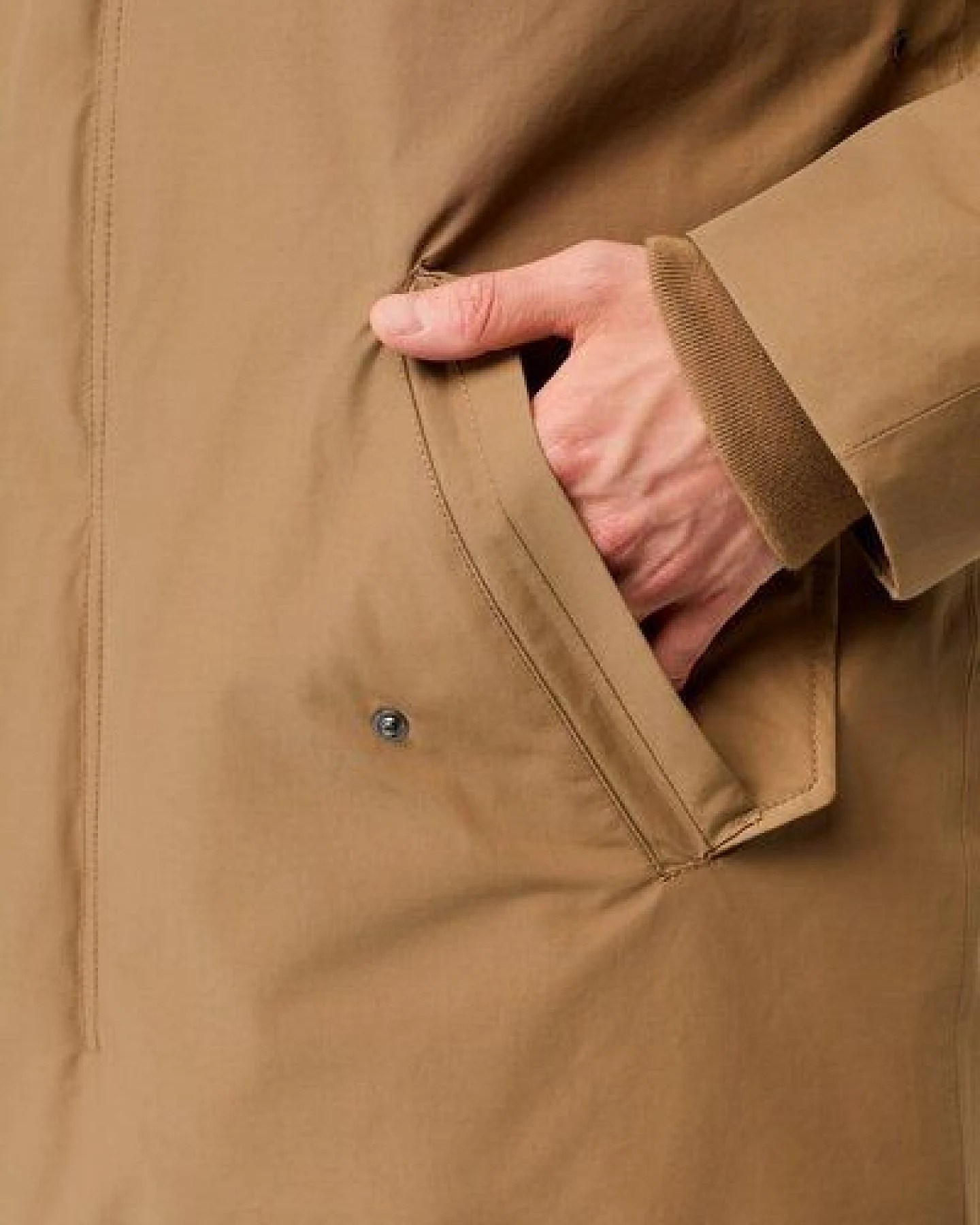 LangerChen Parka aus Eco Daune mit Kapuze – Ansicht 3