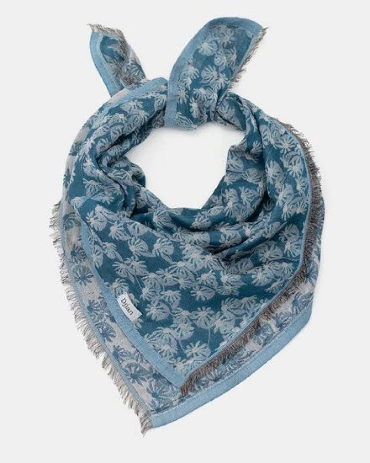 Blau