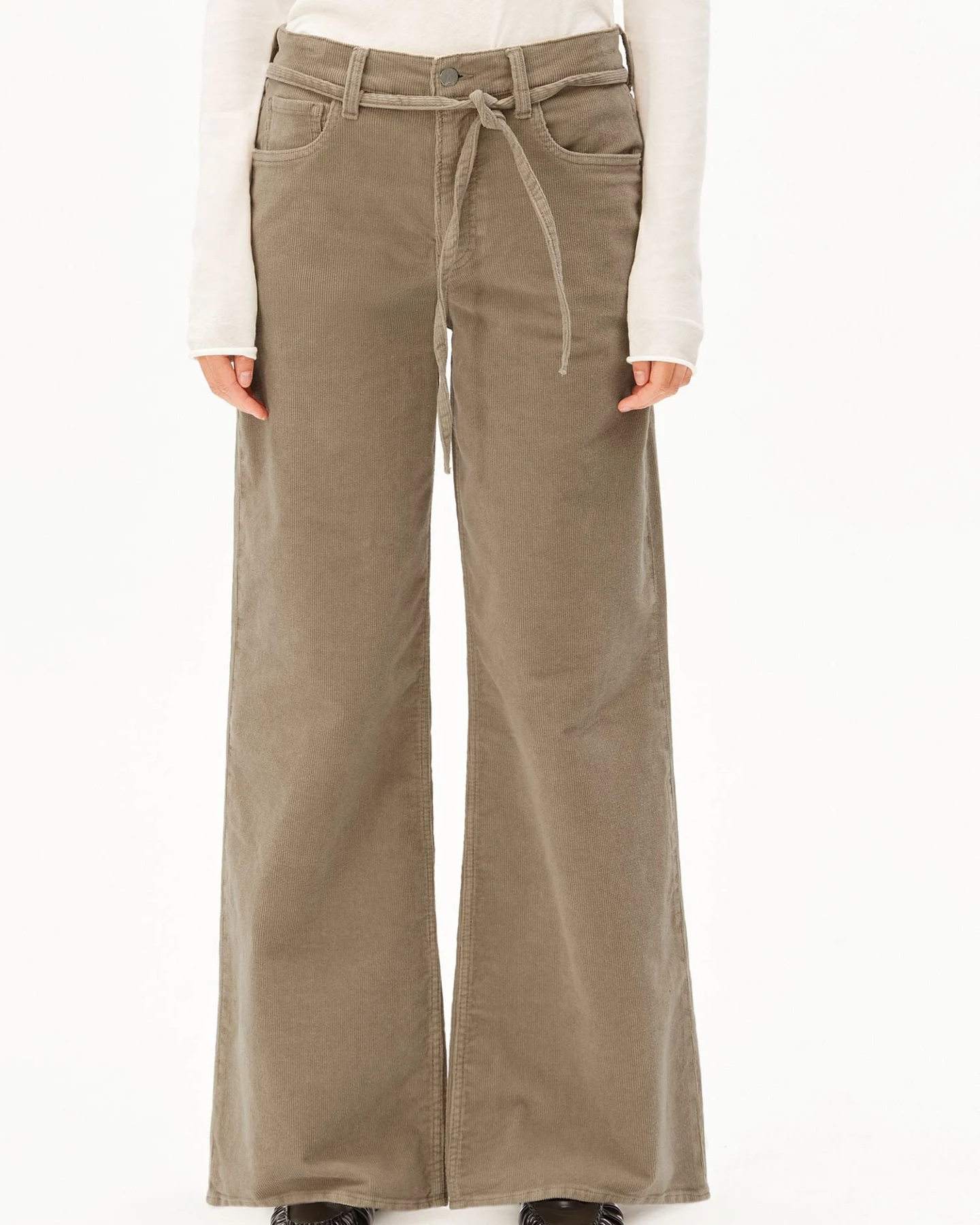 ARMEDANGELS Hose ASTRAEAAS CORDUROY – Ansicht 2