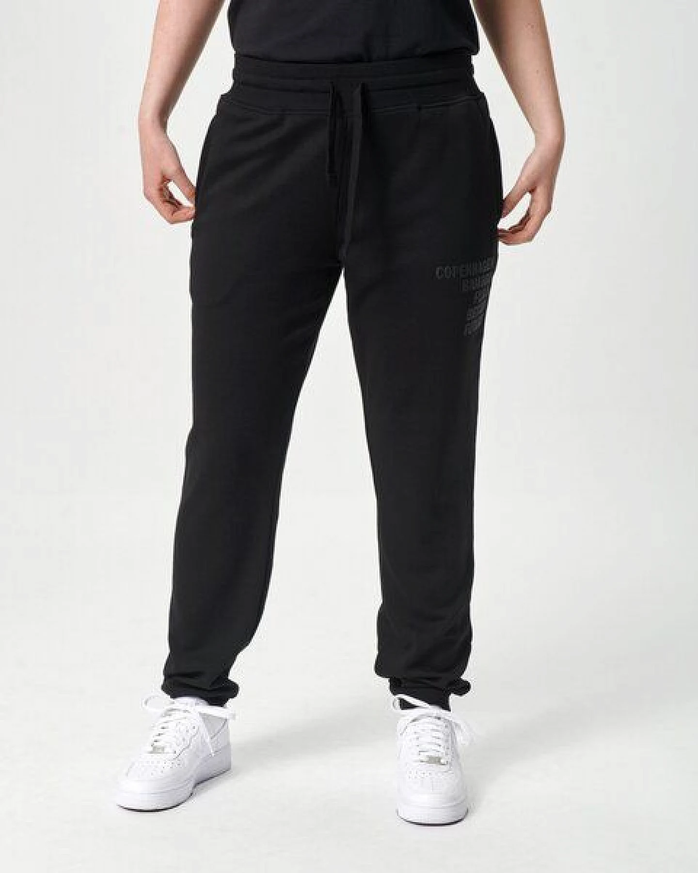Copenhagen Bamboo Schwarze Bambus-Sweatpants mit Logo – Ansicht 4