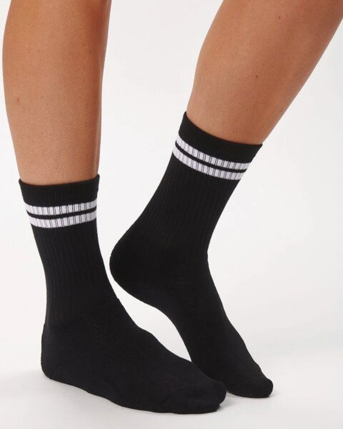 Copenhagen Bamboo 3 Paar schwarze Tennissocken aus Bambus mit weißen Streifen – Ansicht 4