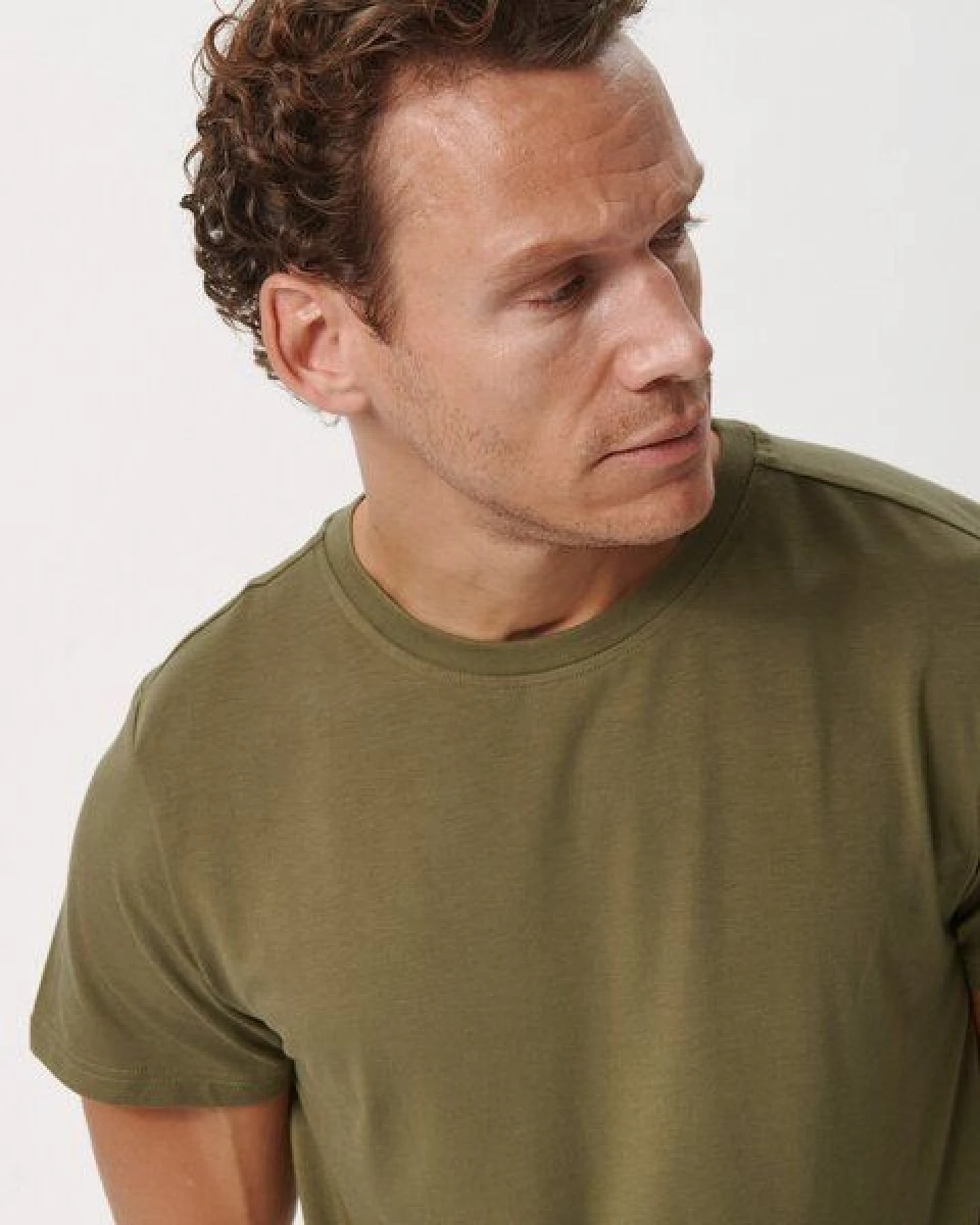 Copenhagen Bamboo Bambus-T-Shirt mit Rundhalsausschnitt in Oliv – Ansicht 3