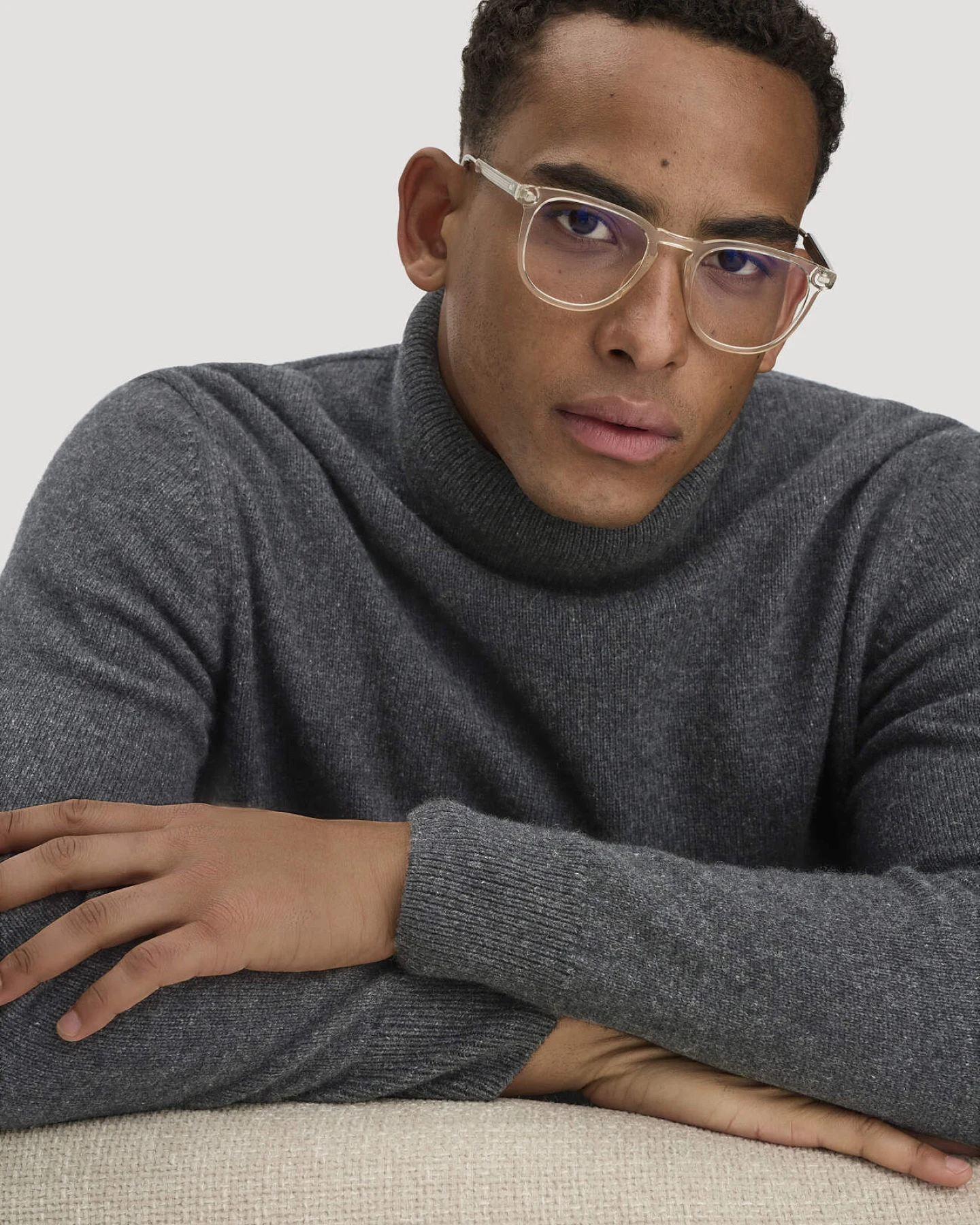 hessnatur Herren Rollkragen-Pullover Regular aus Bio-Merinowolle und Bio-Baumwolle - grau - Größe L – Ansicht 4