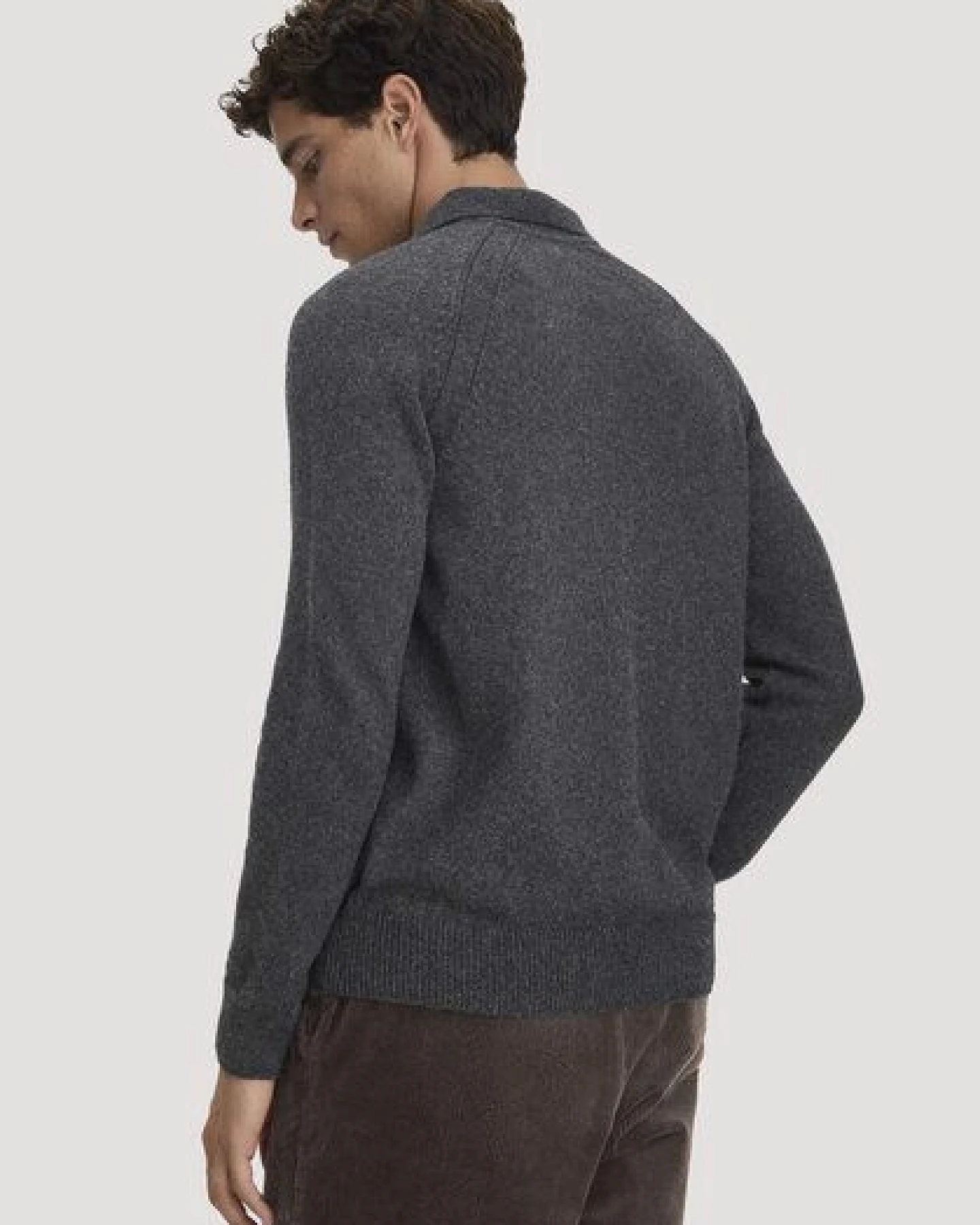 hessnatur Strick Polo Regular aus Bio-Merinowolle mit Bio-Baumwolle – Ansicht 2