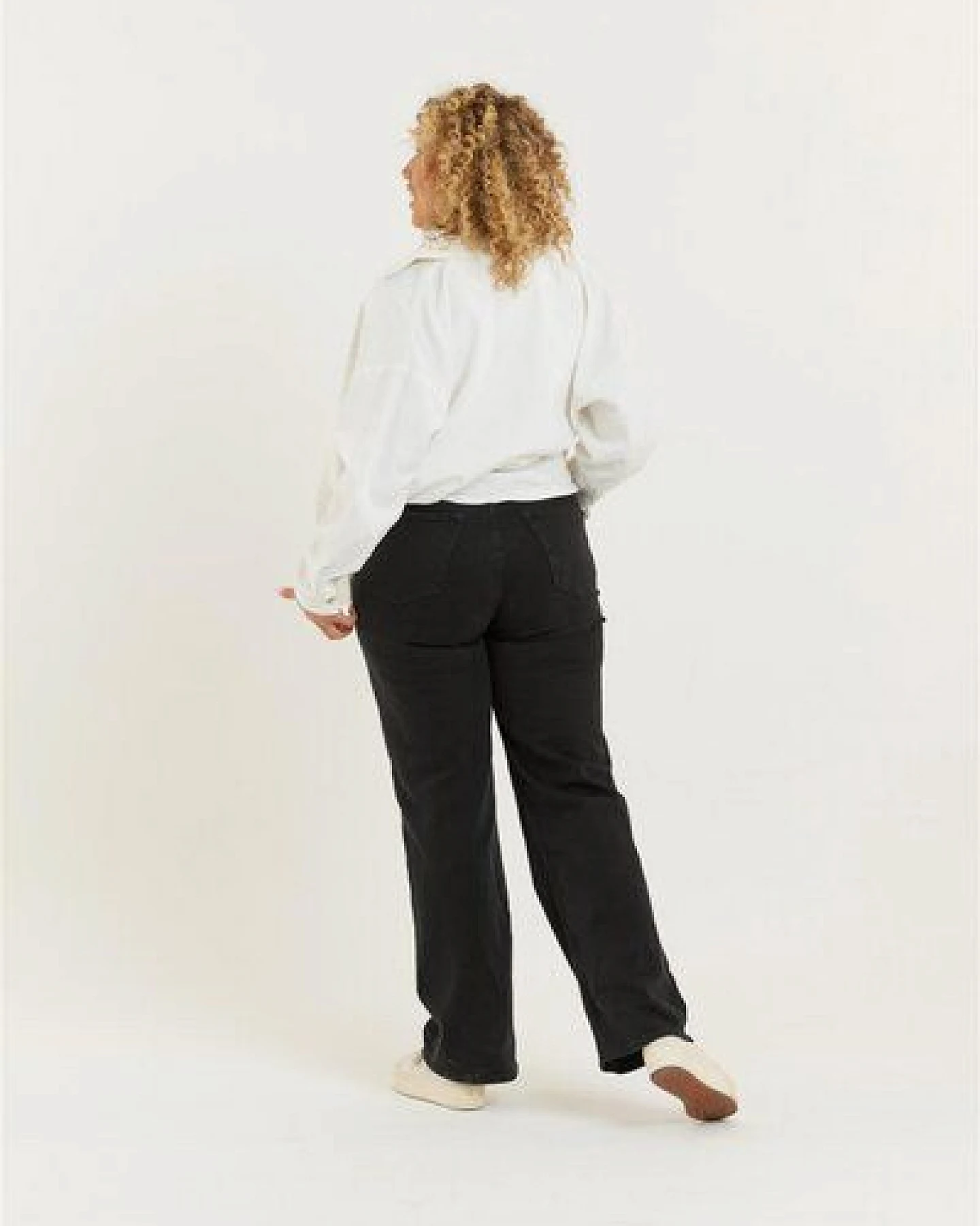 Flax and Loom Tencel Wide Leg Jeans Modell: Etta – Ansicht 3